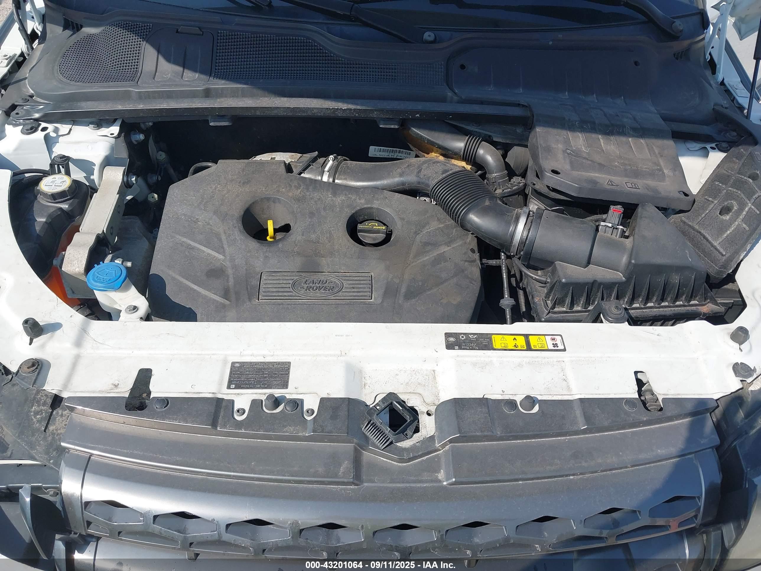LAND ROVER image 10