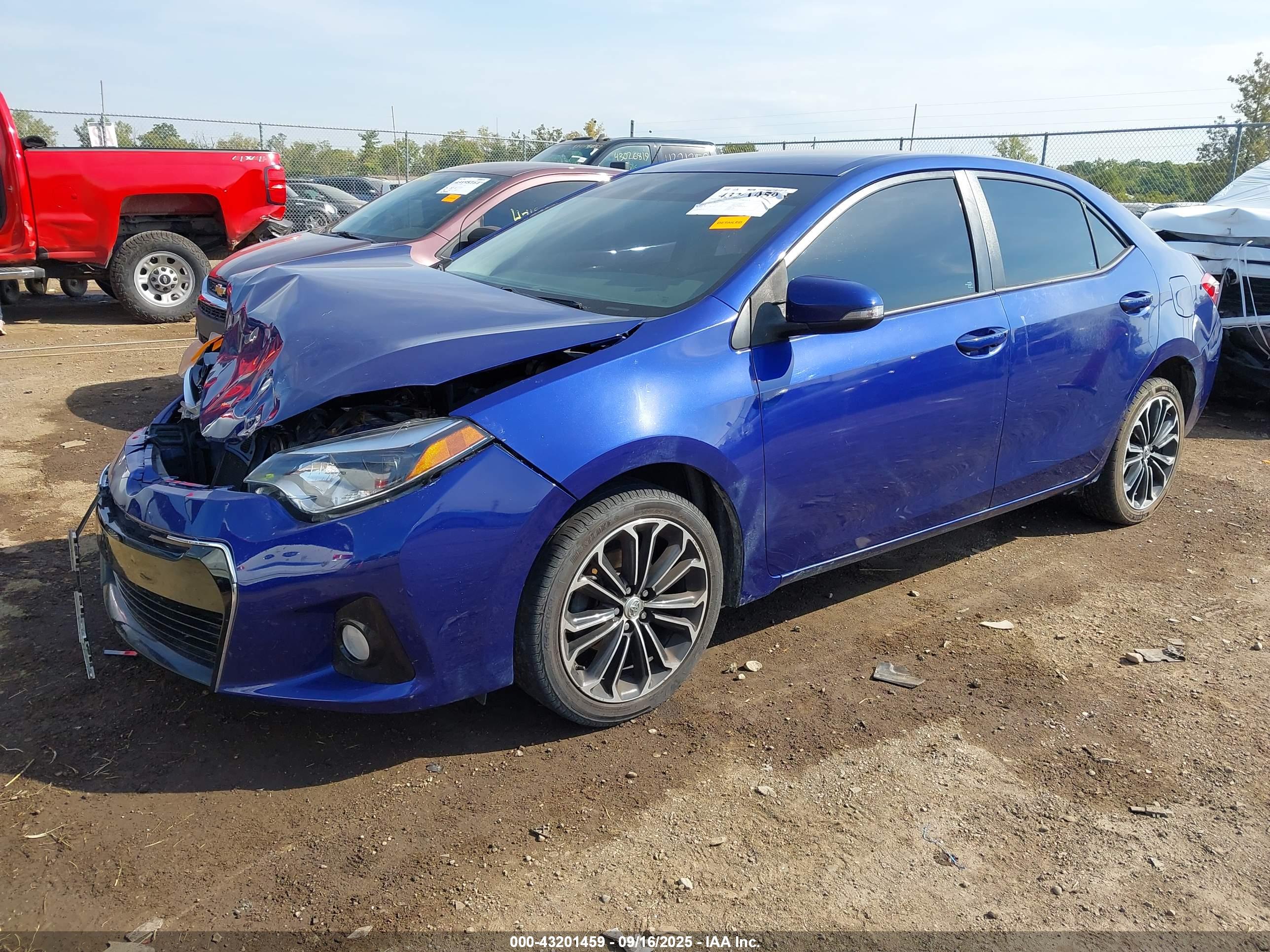 TOYOTA COROLLA image 2