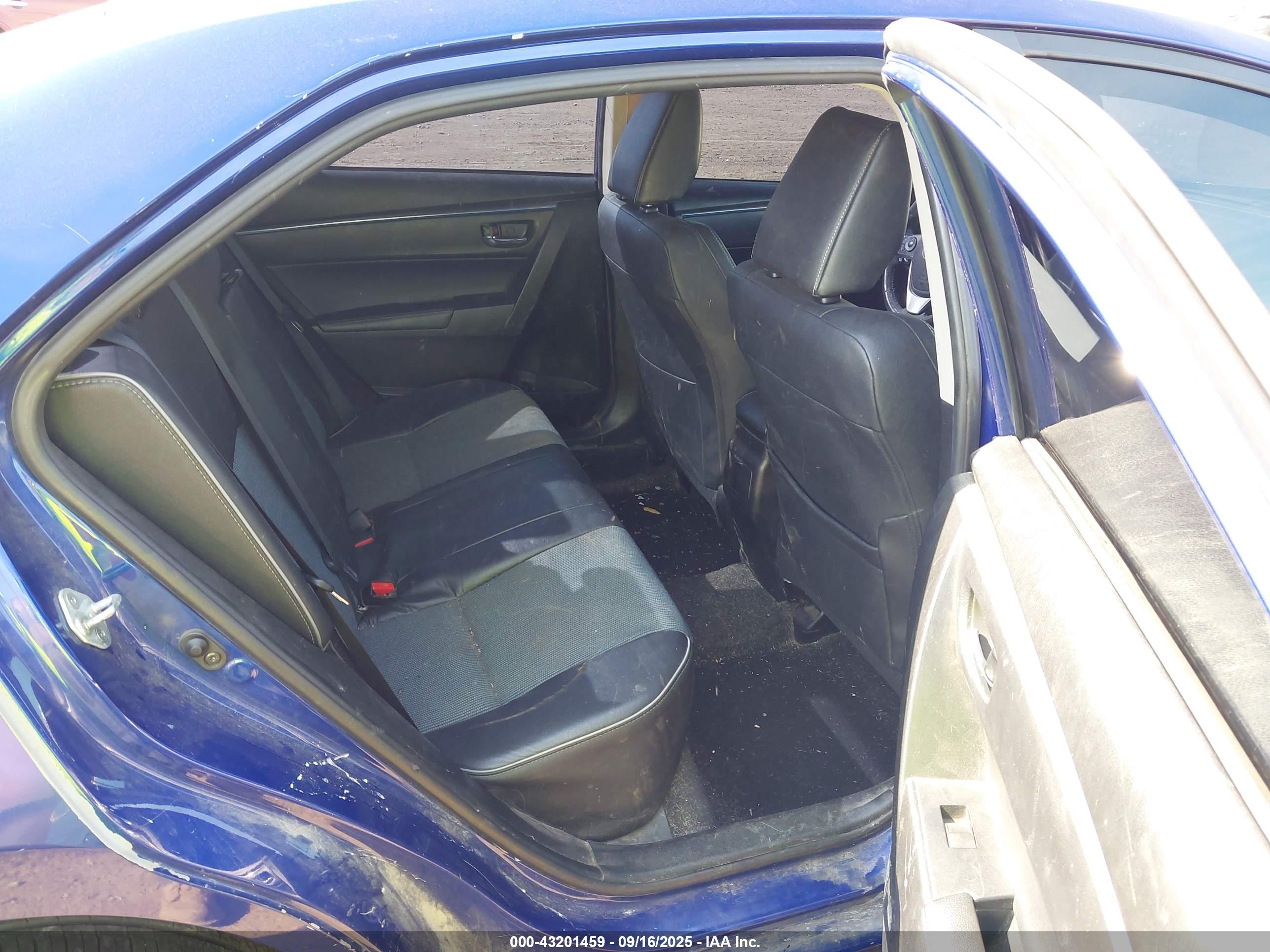 TOYOTA COROLLA image 8