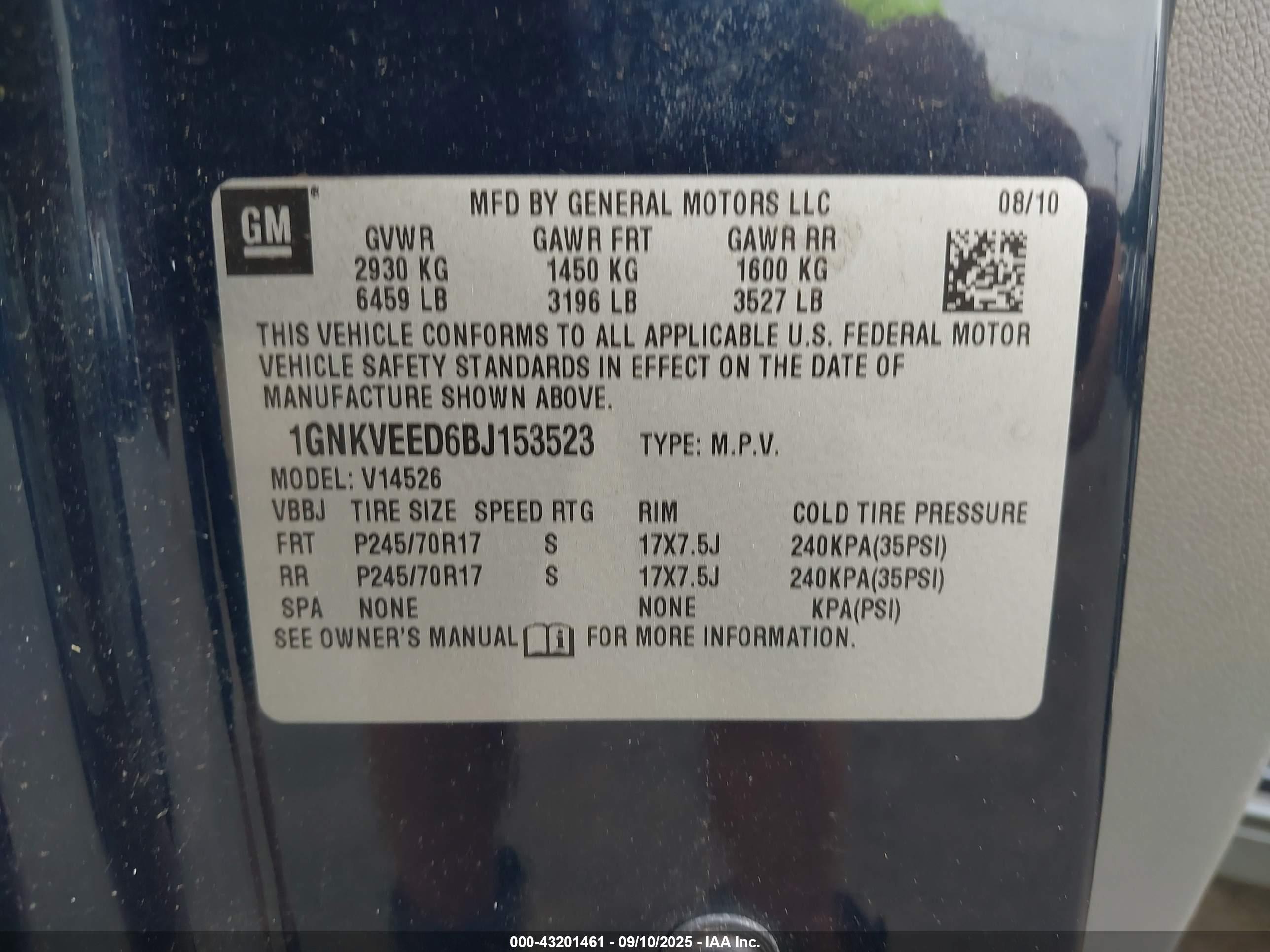 CHEVROLET TRAVERSE image 9