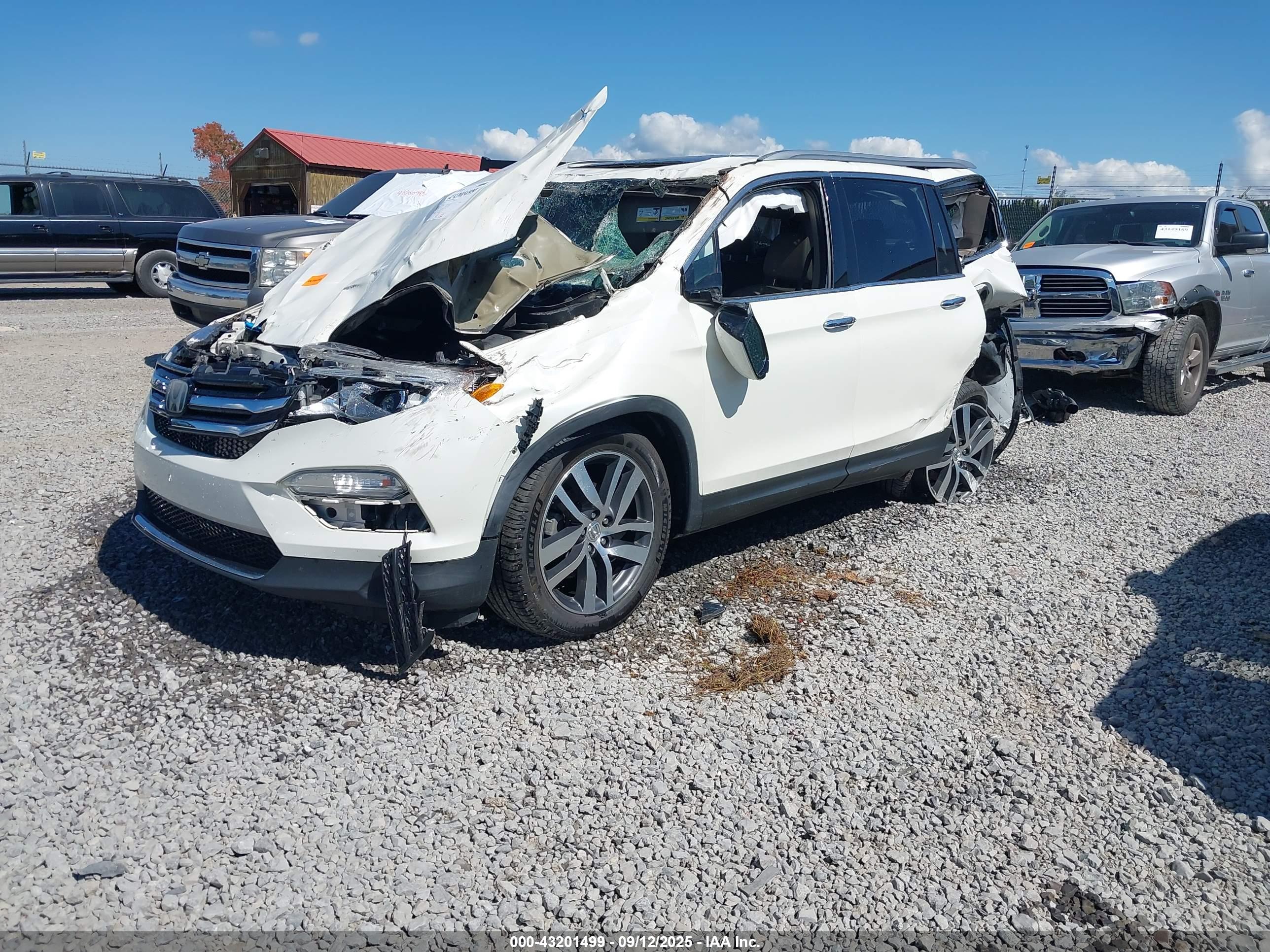 HONDA PILOT image 2