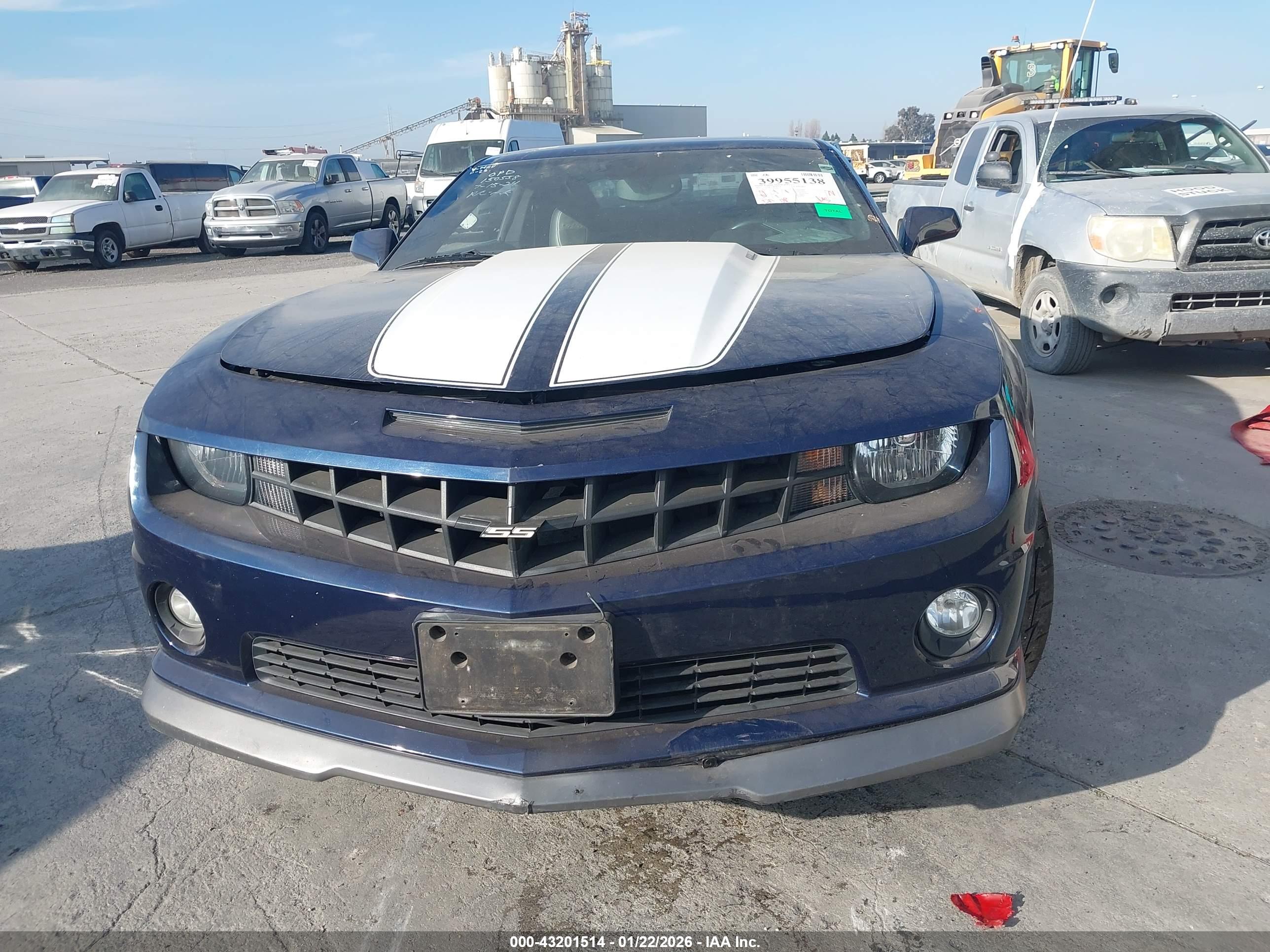 CHEVROLET CAMARO image 6