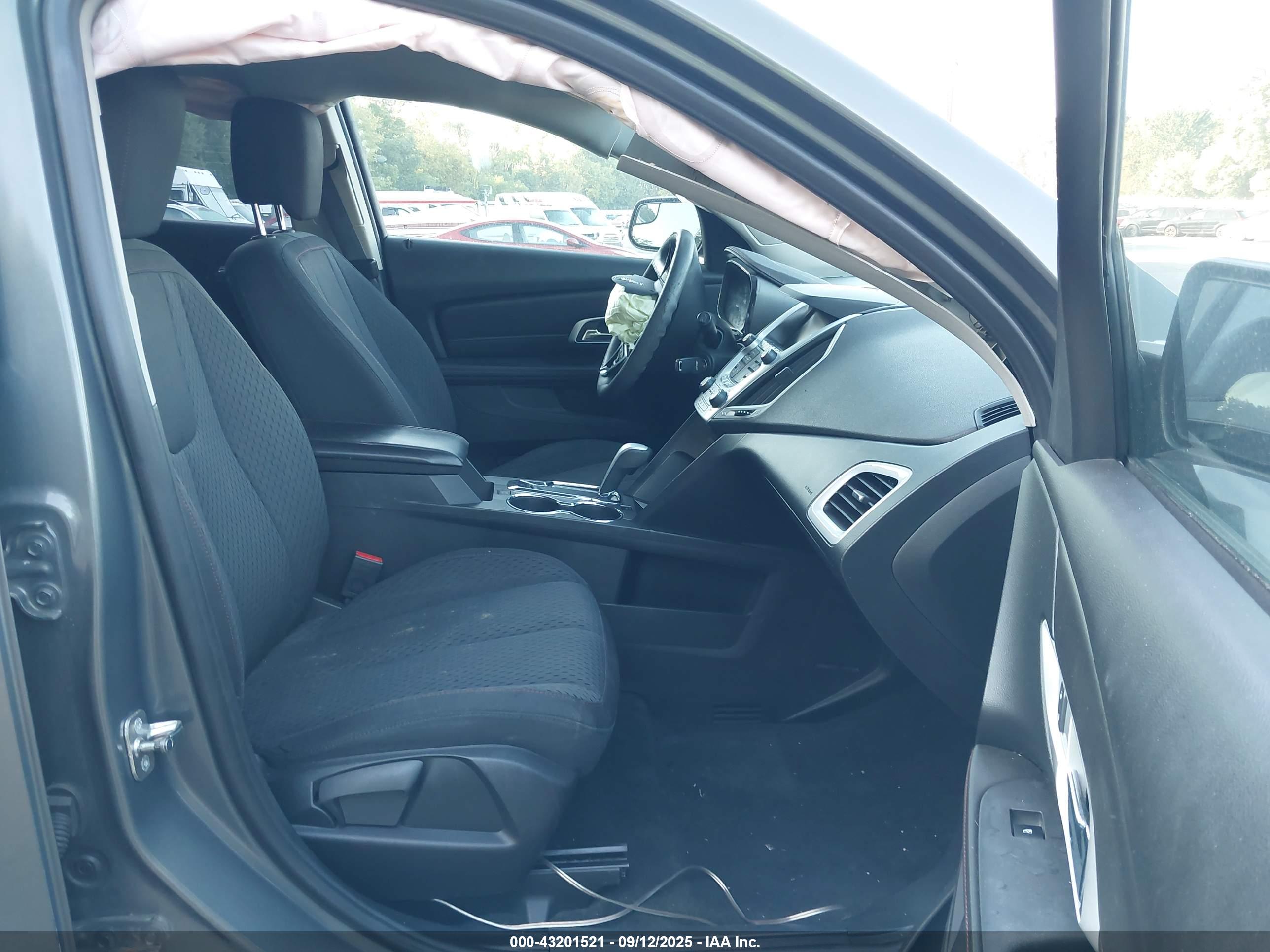 GMC TERRAIN image 5