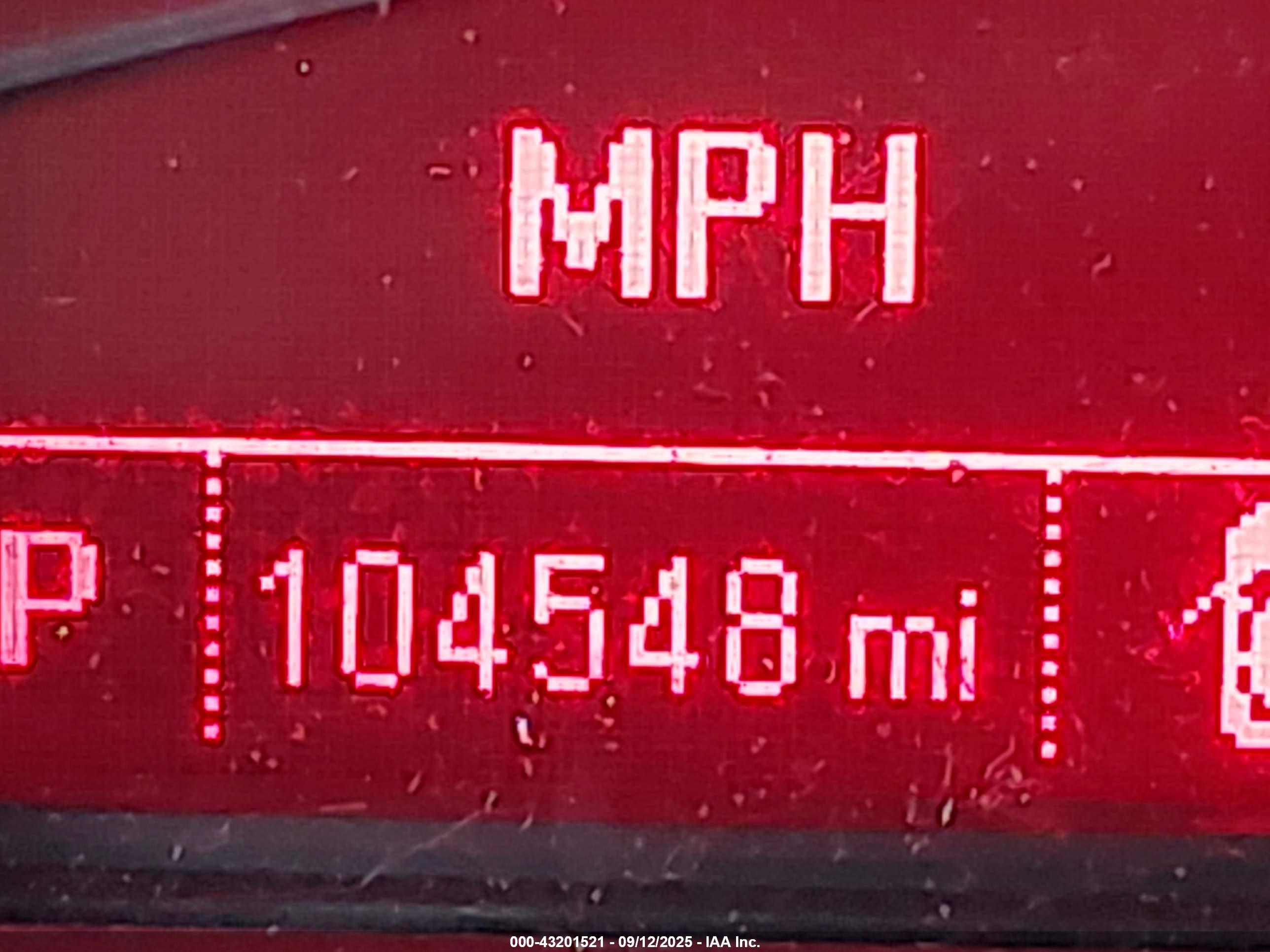 GMC TERRAIN image 7