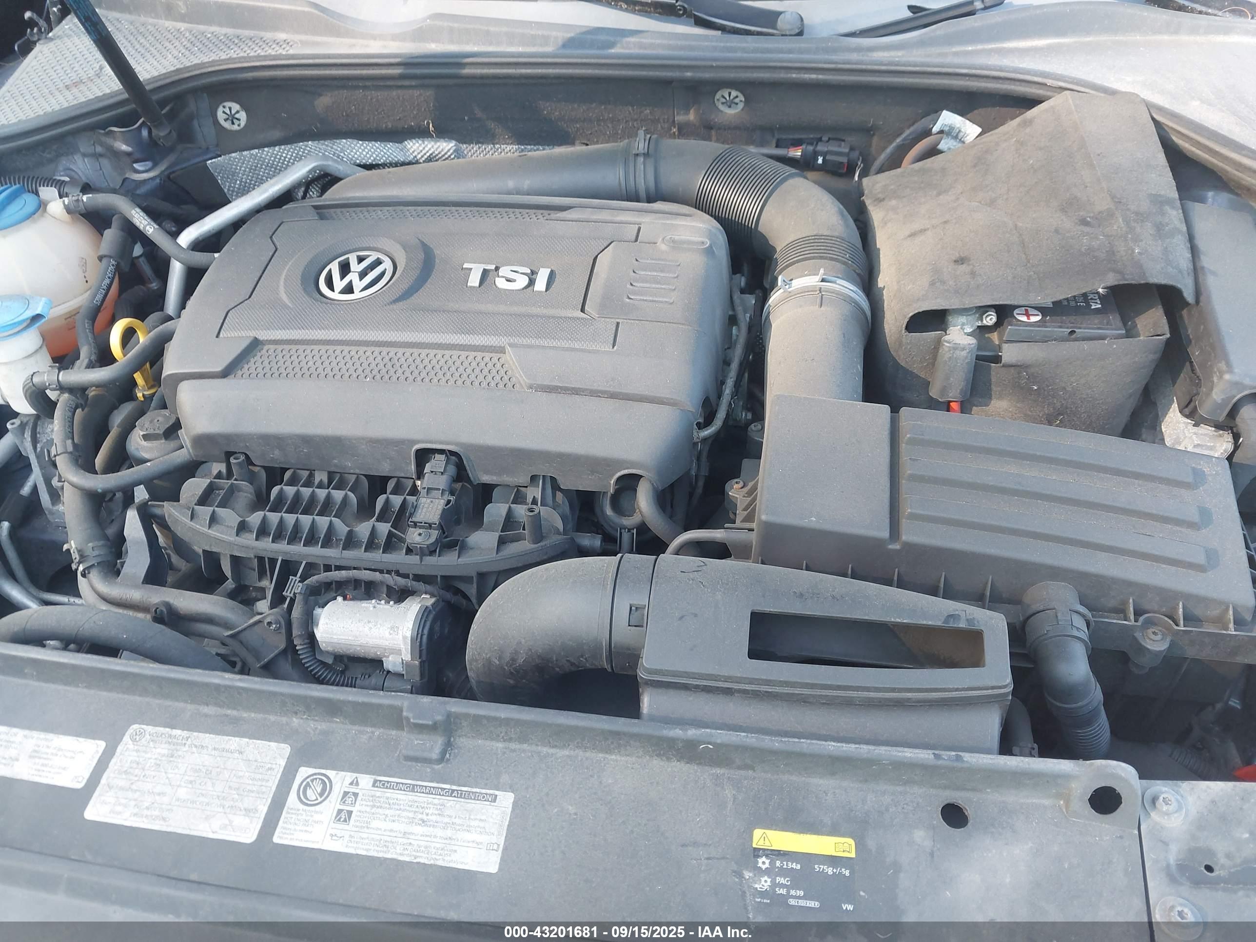 VOLKSWAGEN PASSAT image 10