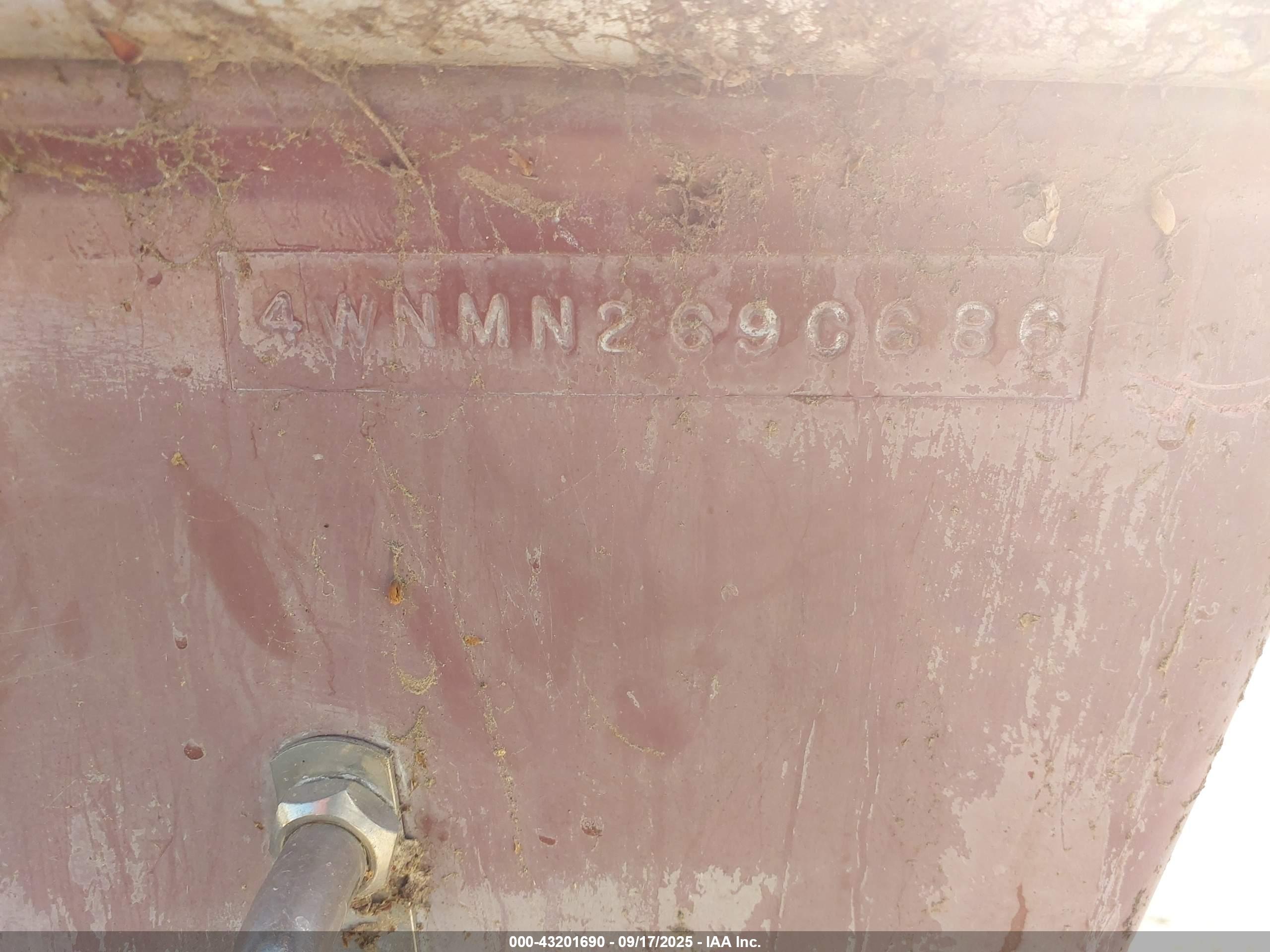 FOUR WINNS image 9