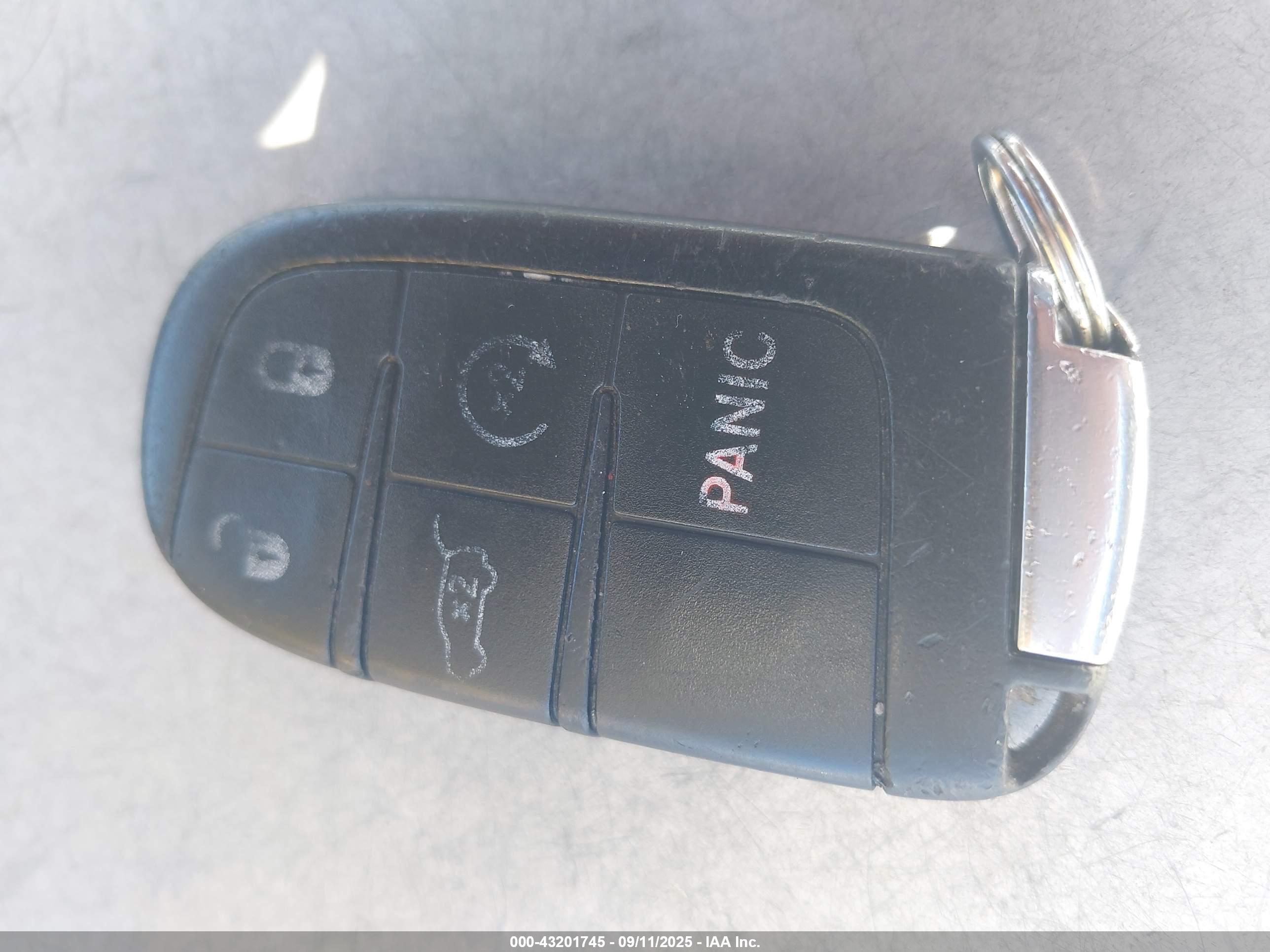 JEEP GRAND image 11