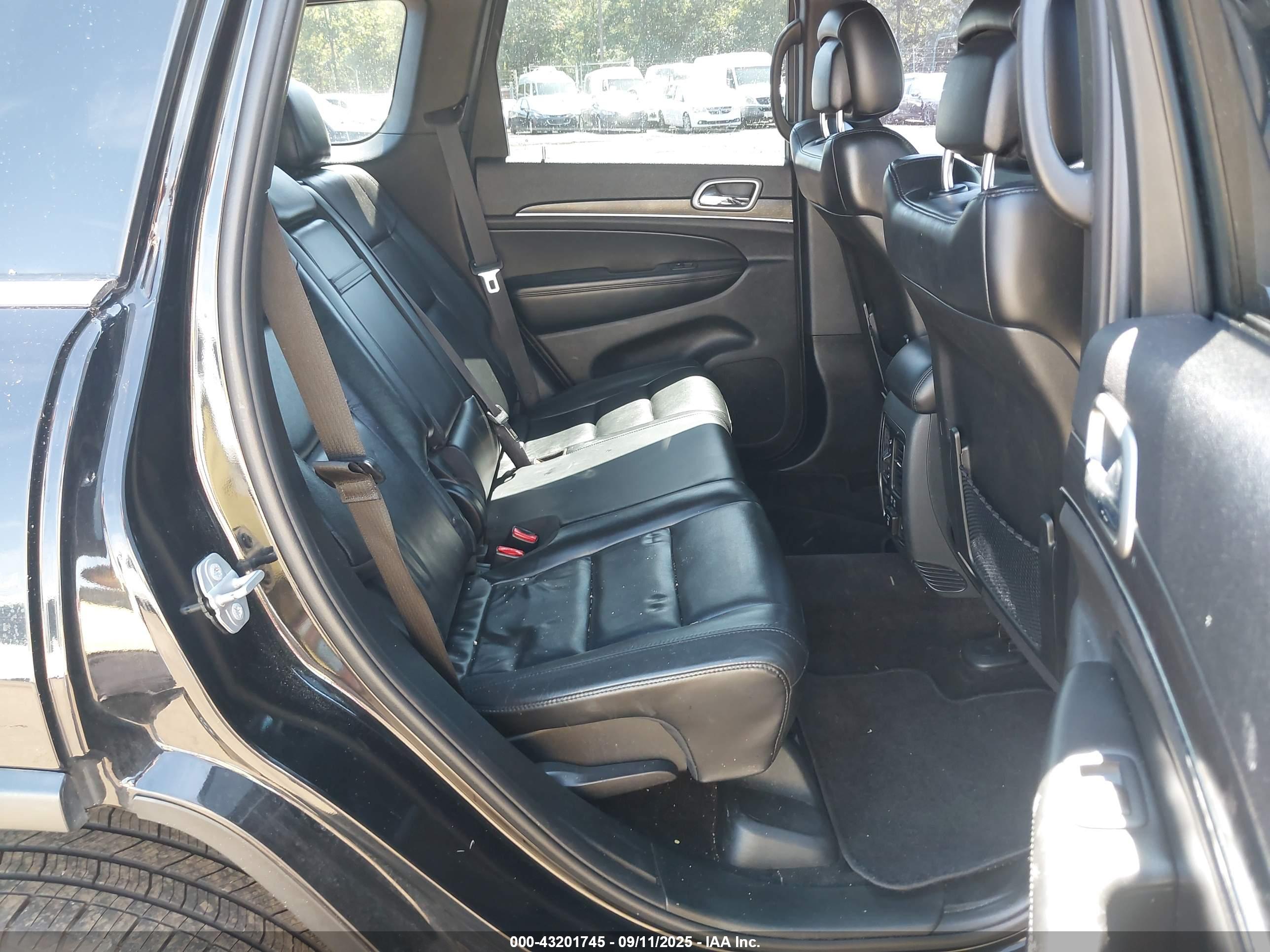 JEEP GRAND image 8