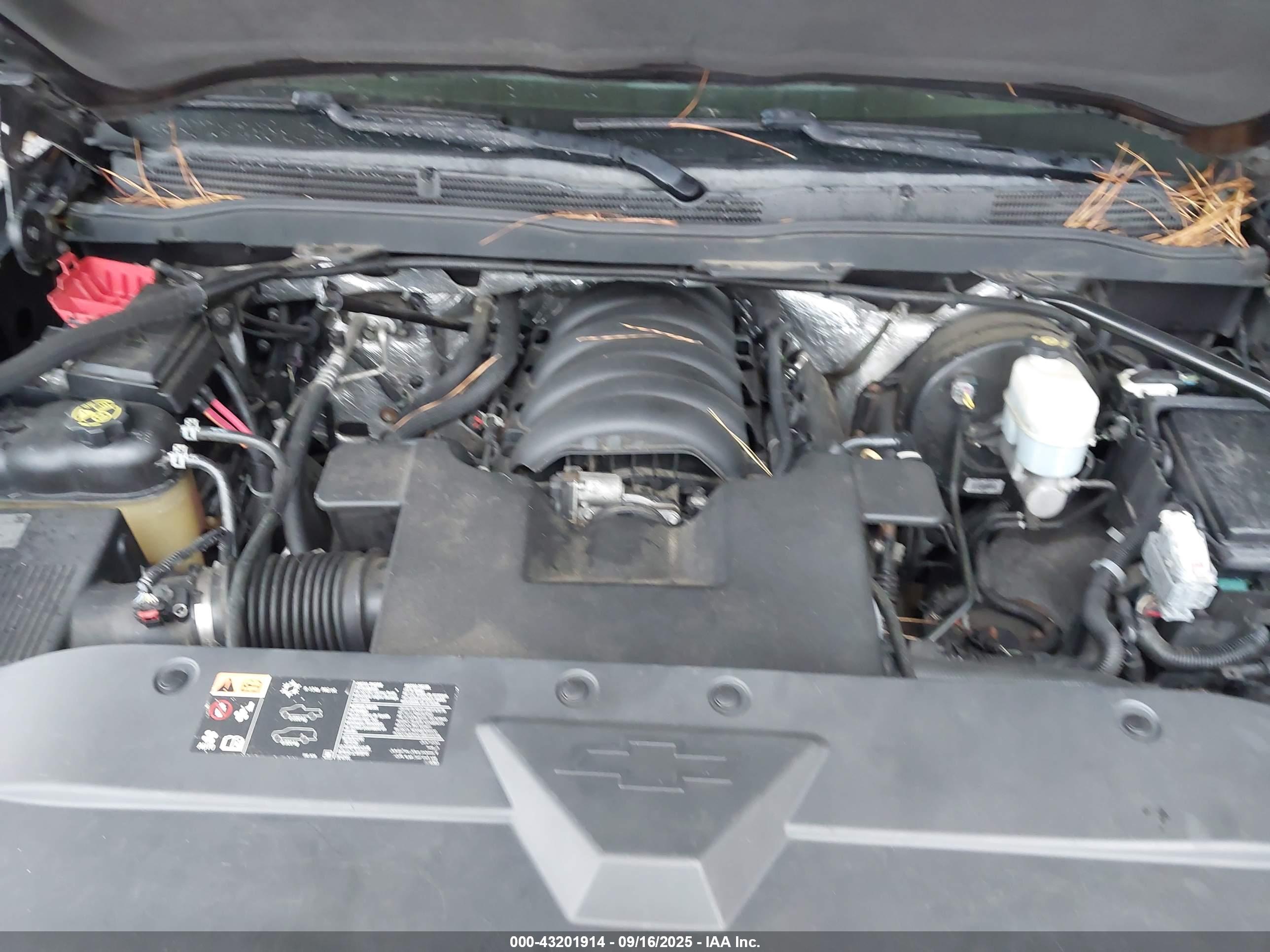 CHEVROLET SILVERADO image 10