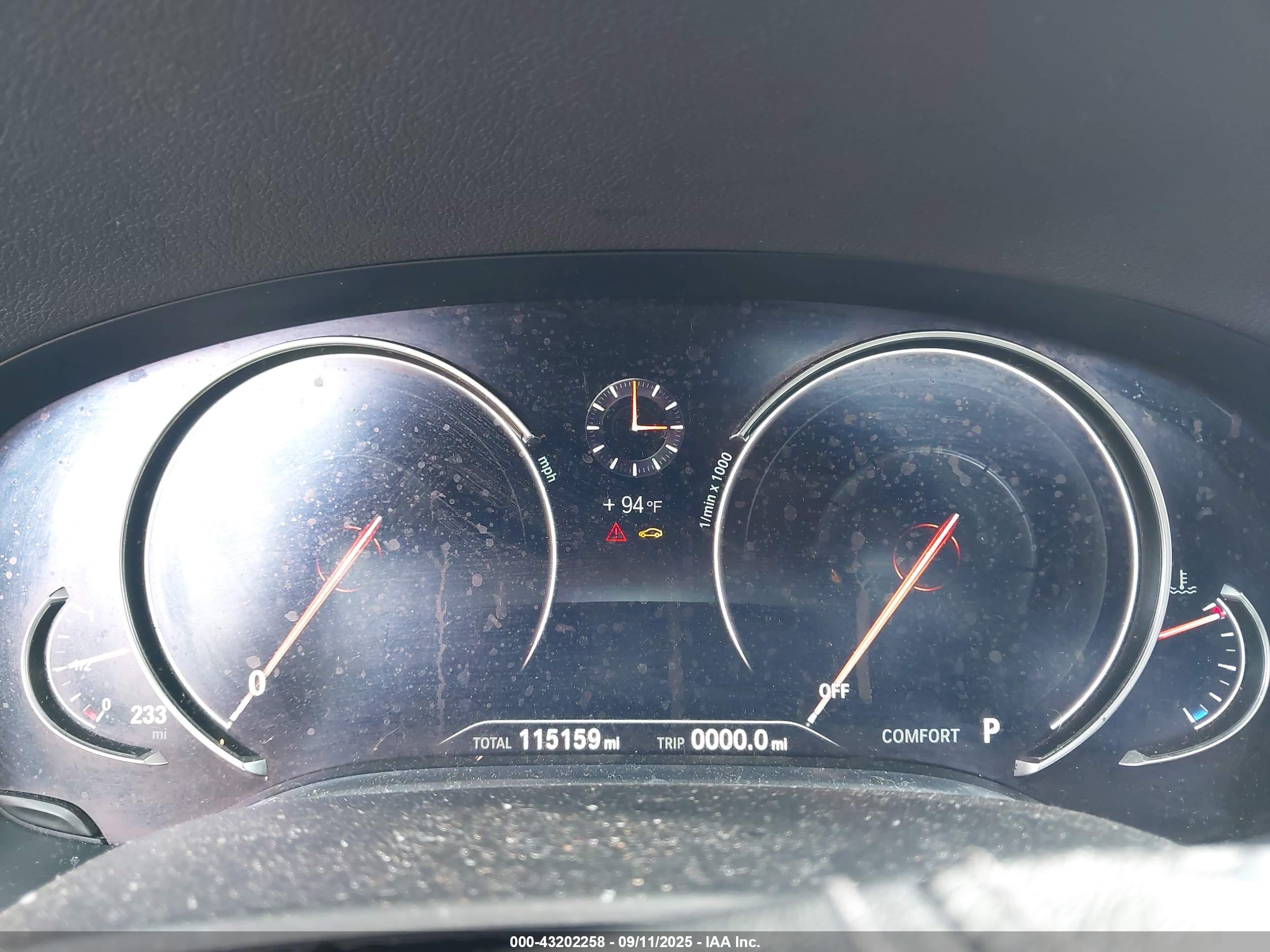 BMW 740I image 7