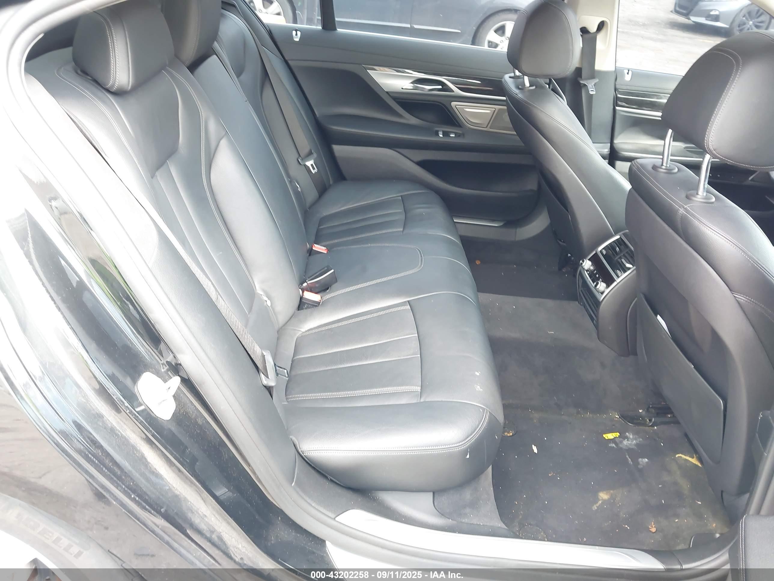 BMW 740I image 8
