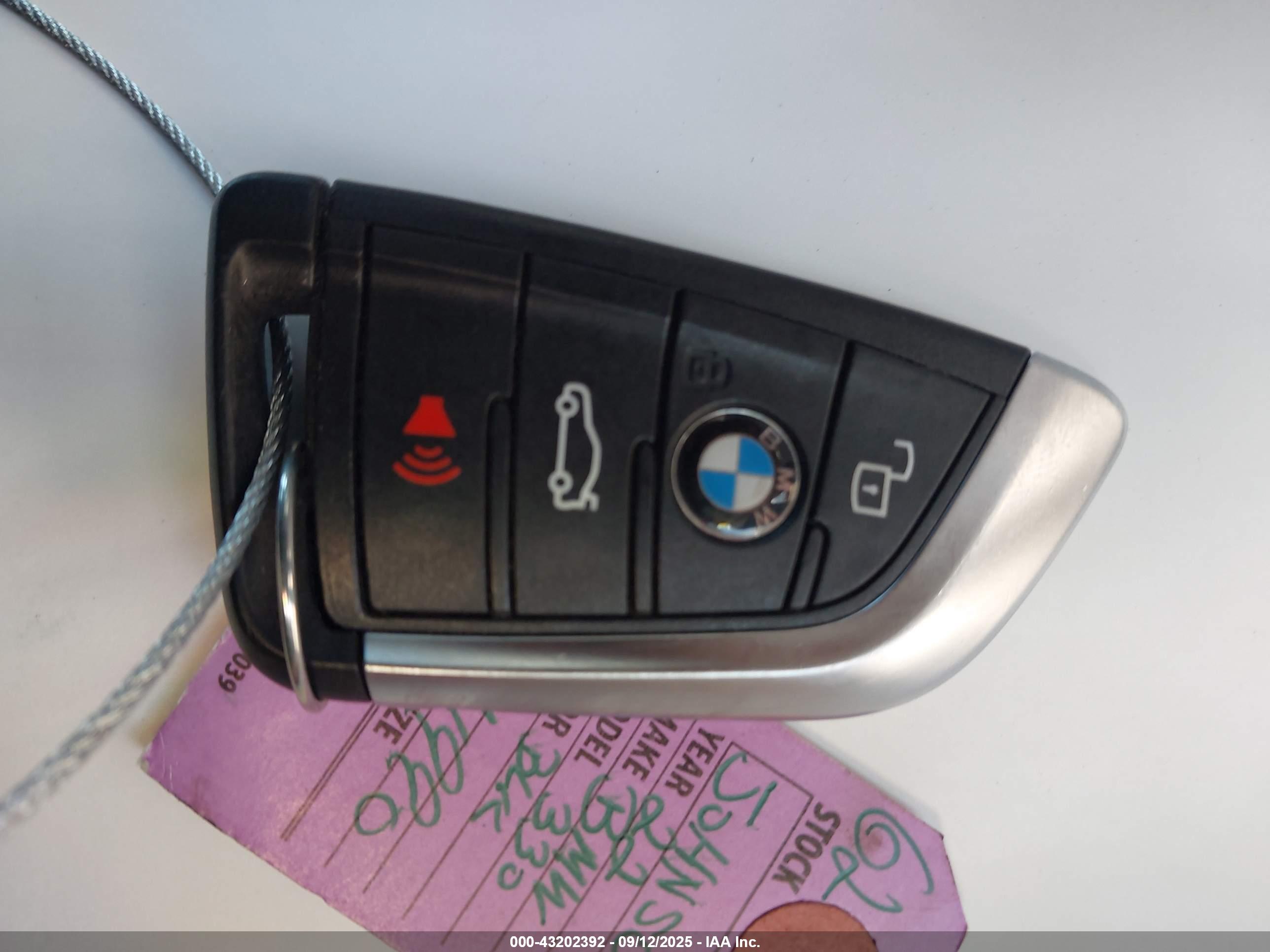 BMW 330I image 11