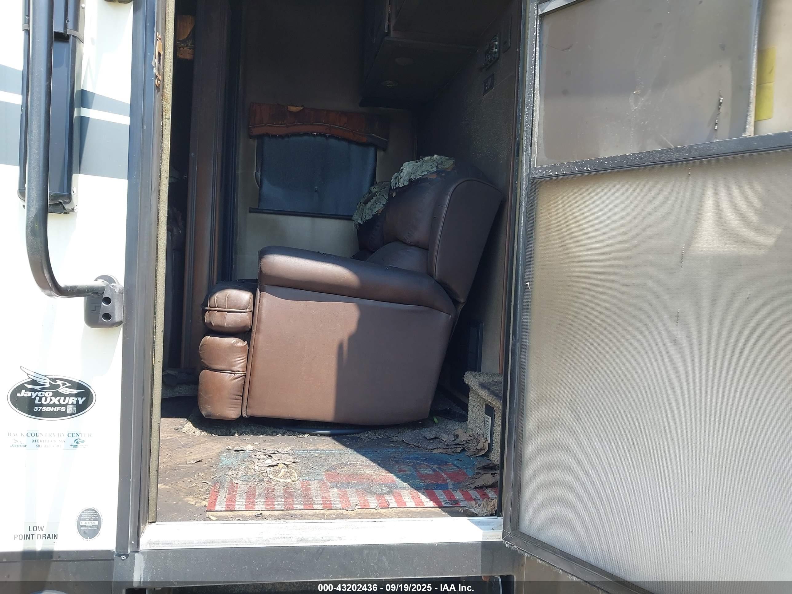 JAYCO 5TH image 8