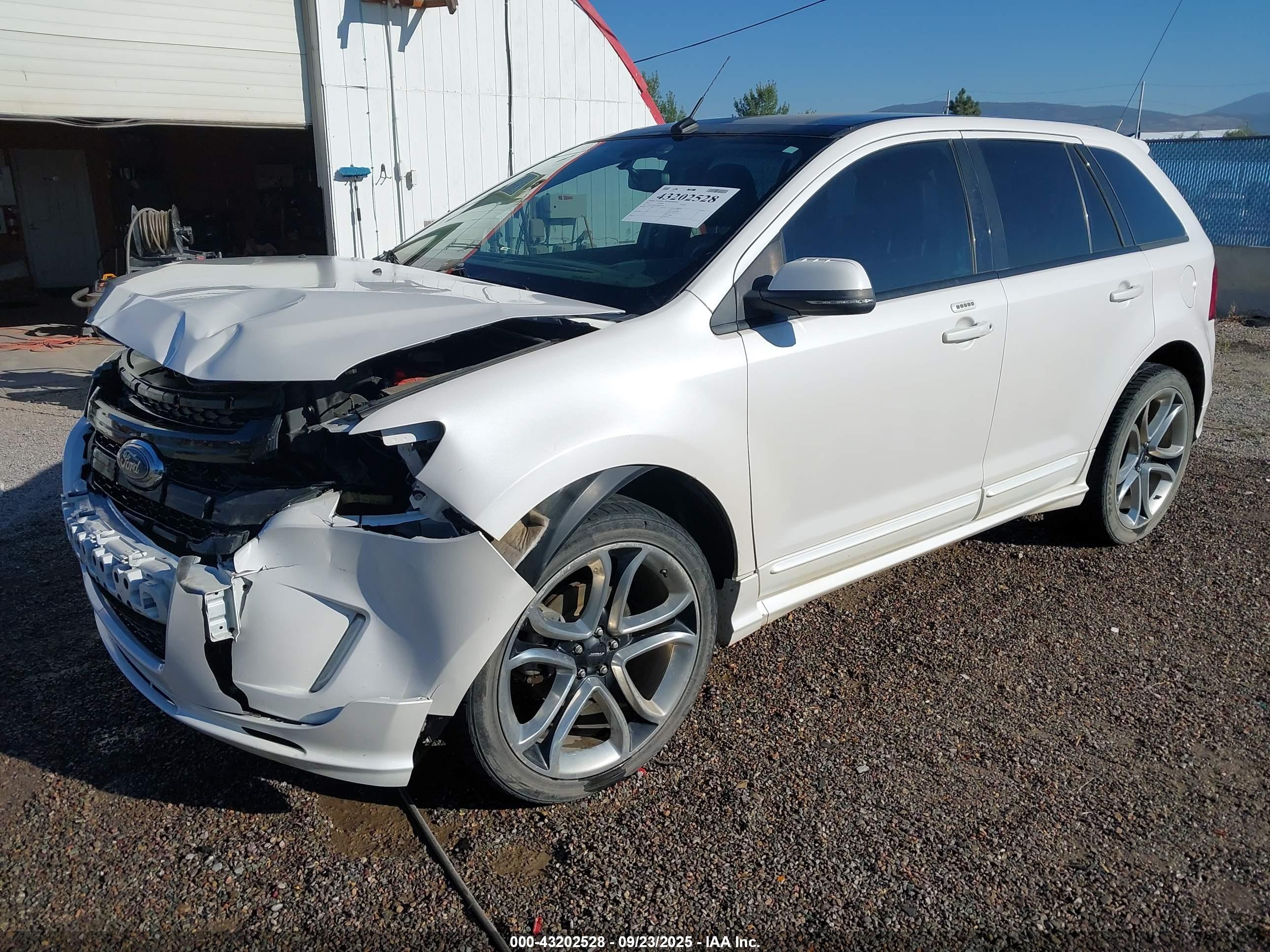 FORD EDGE image 2