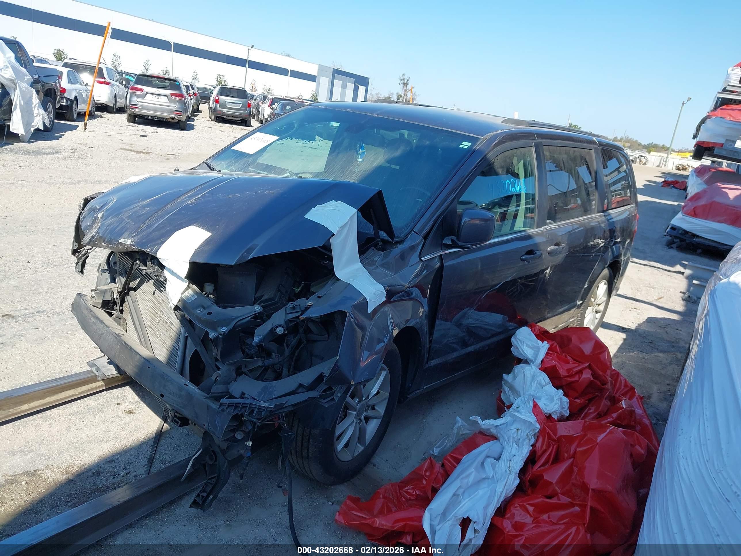 DODGE GRAND image 2