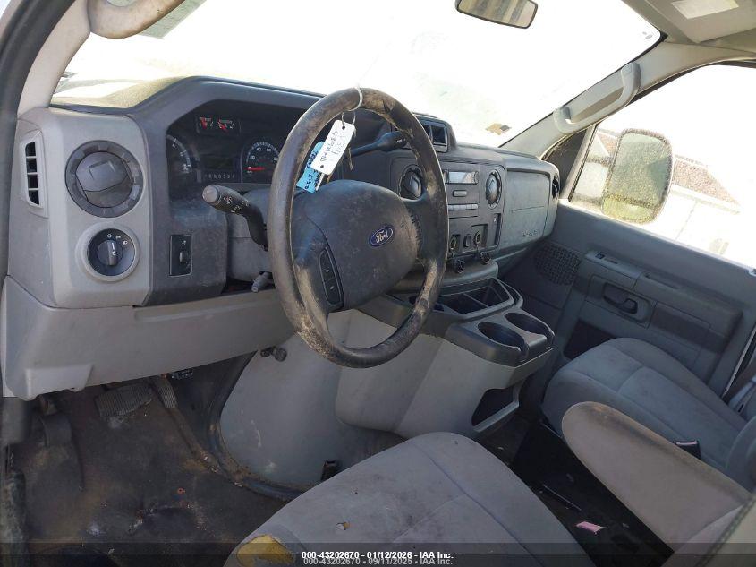 FORD E-350 image 5