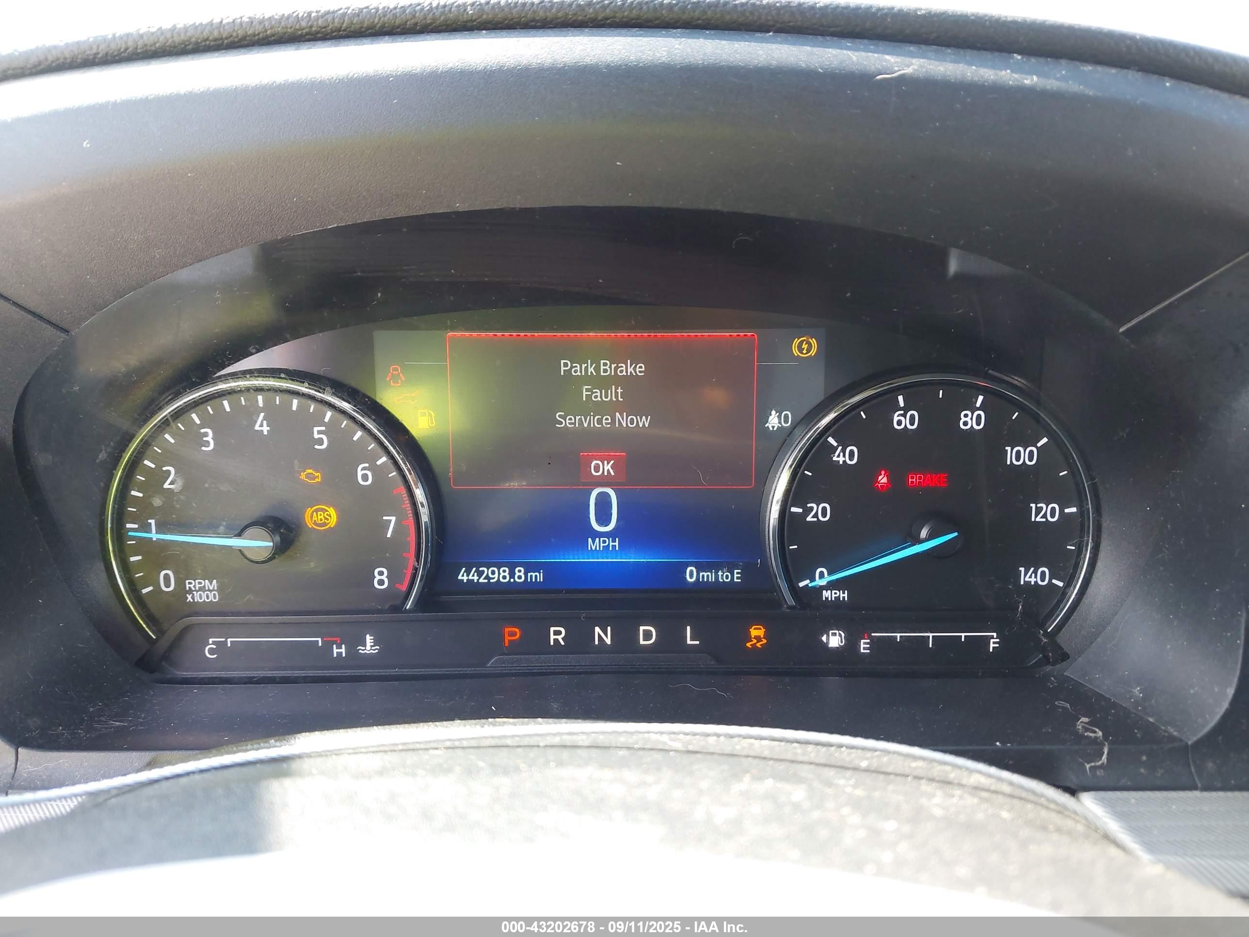 FORD EXPLORER image 7