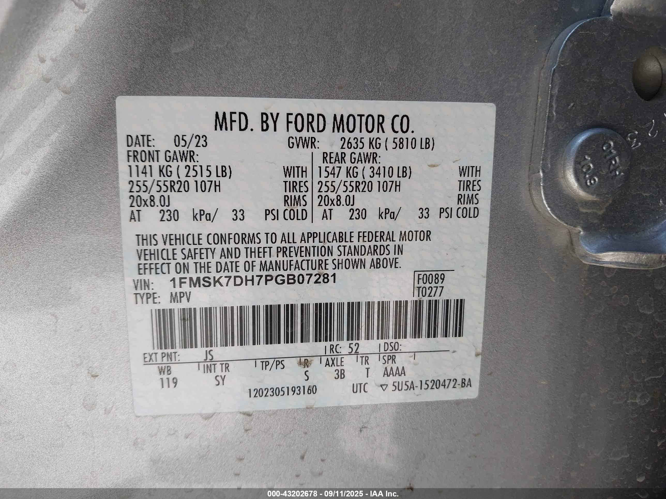 FORD EXPLORER image 9