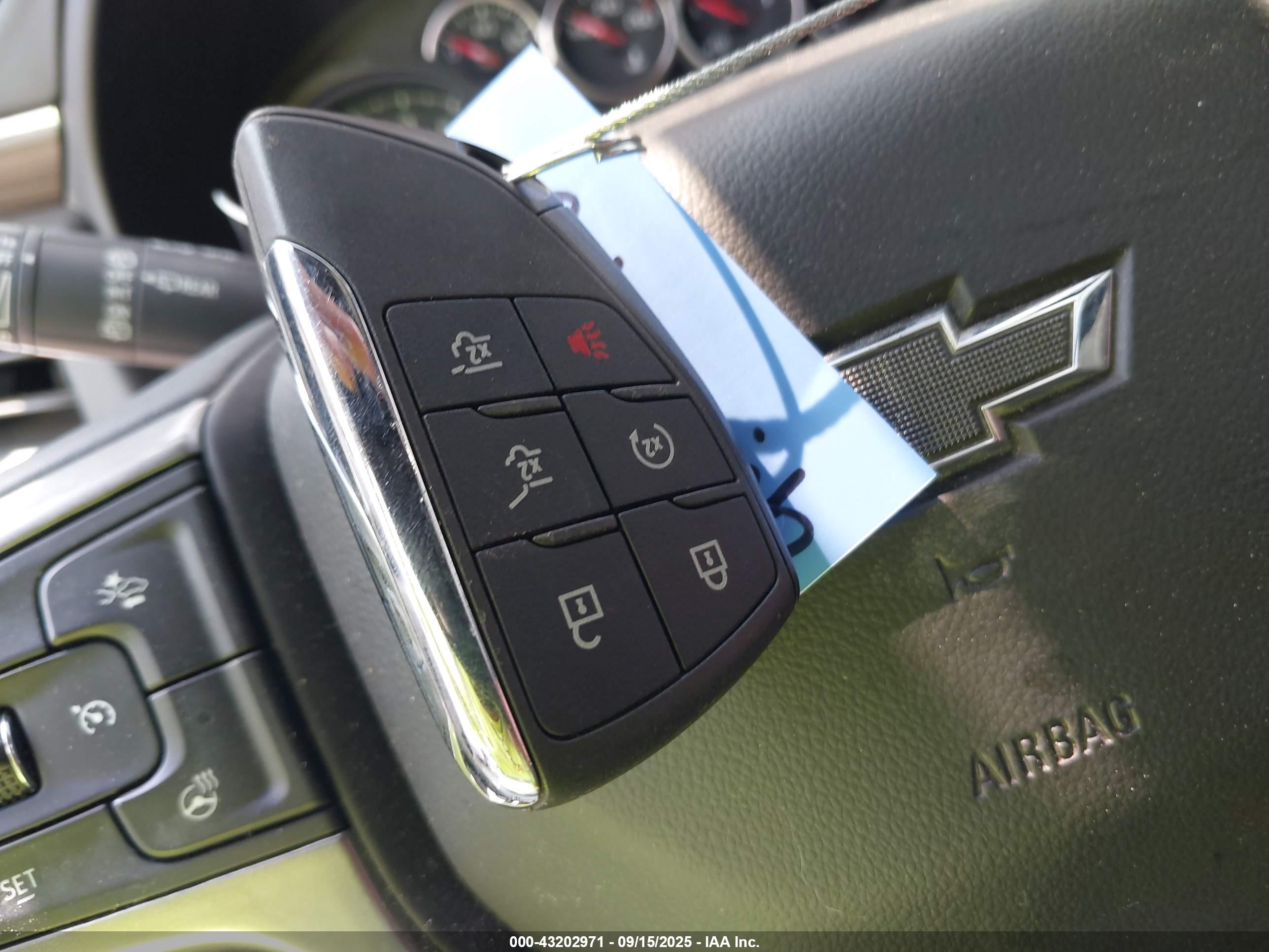 CHEVROLET TAHOE image 11