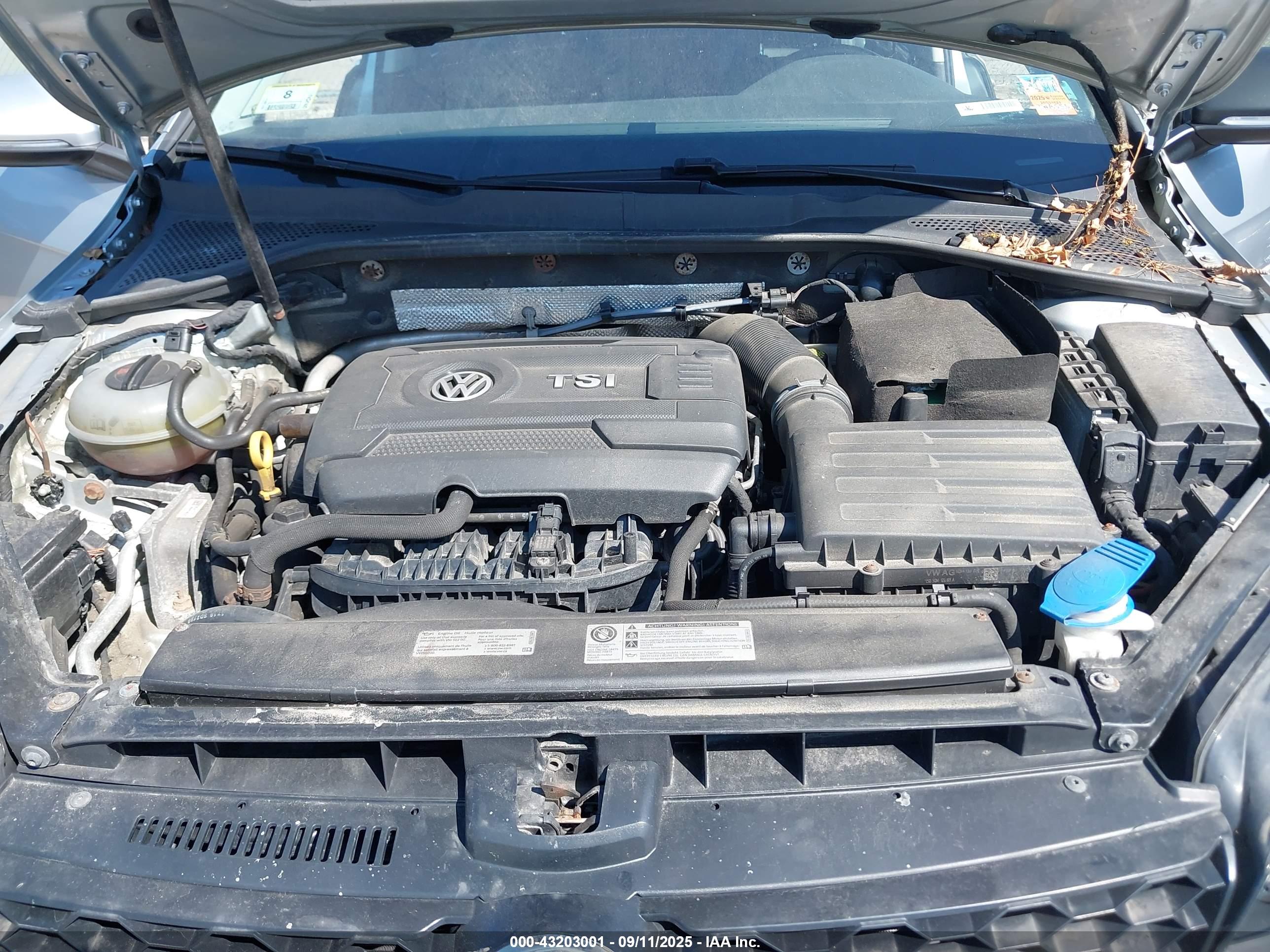 VOLKSWAGEN GOLF image 10