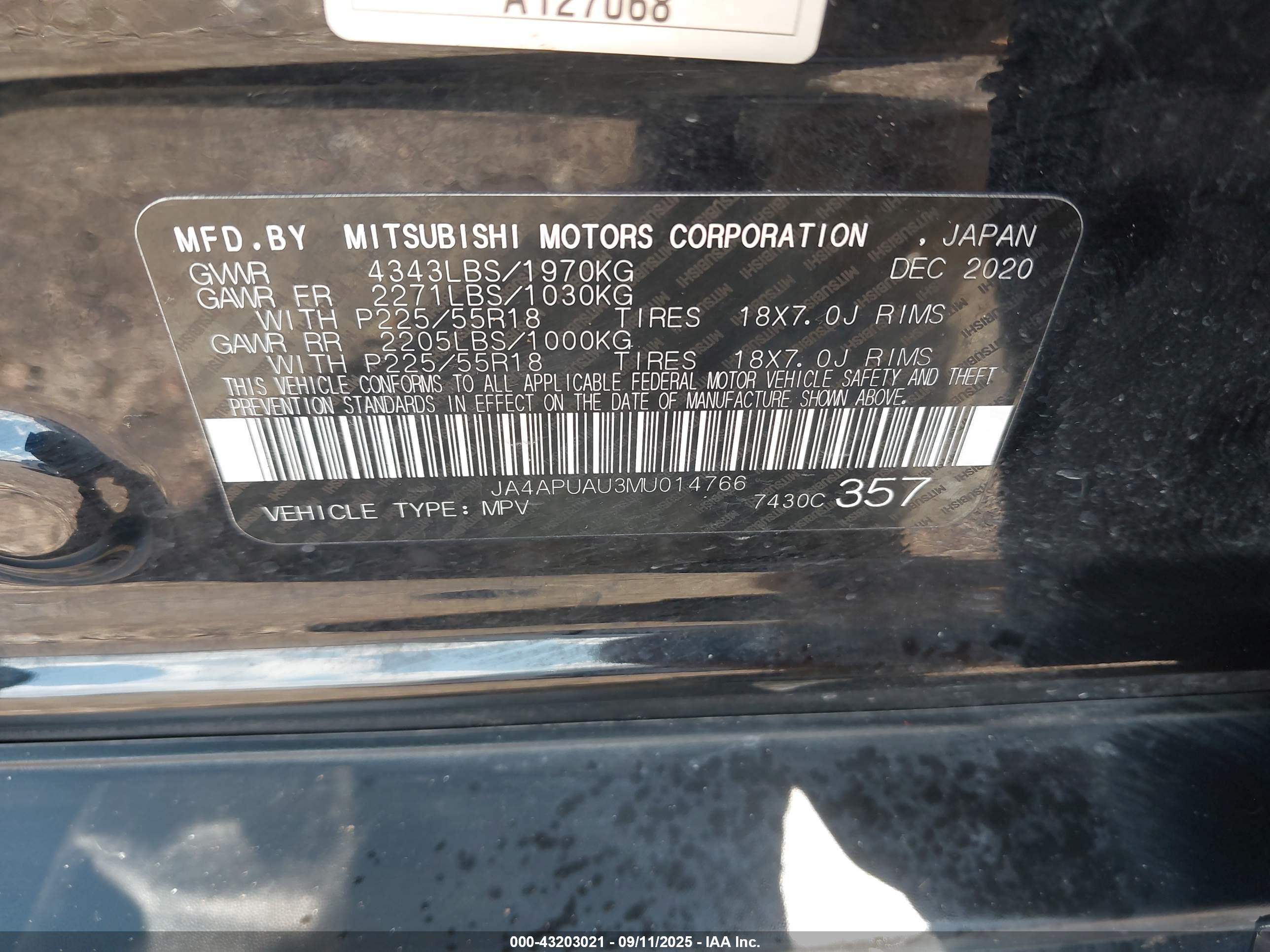 MITSUBISHI OUTLANDER image 9