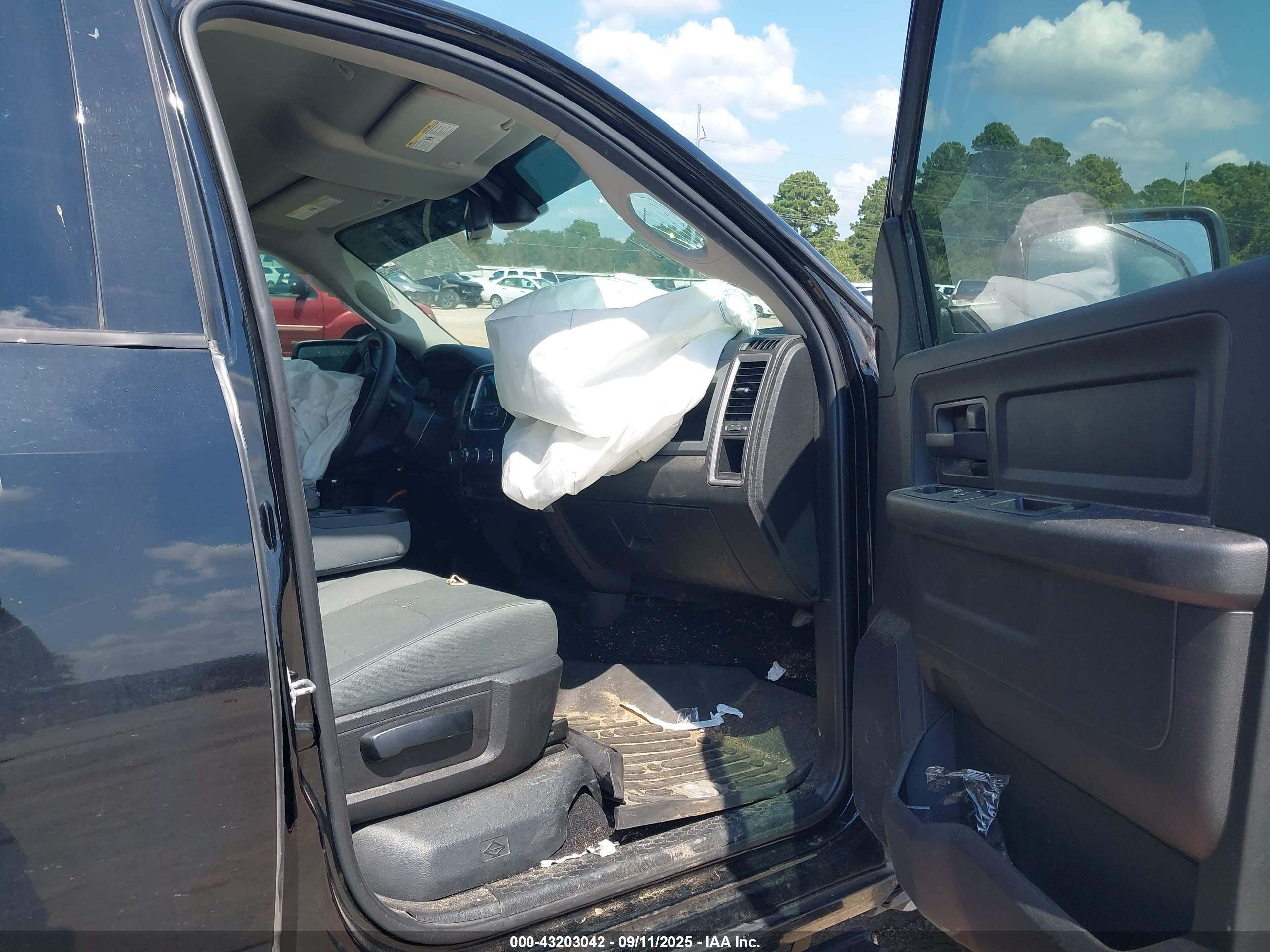 RAM 1500 image 5