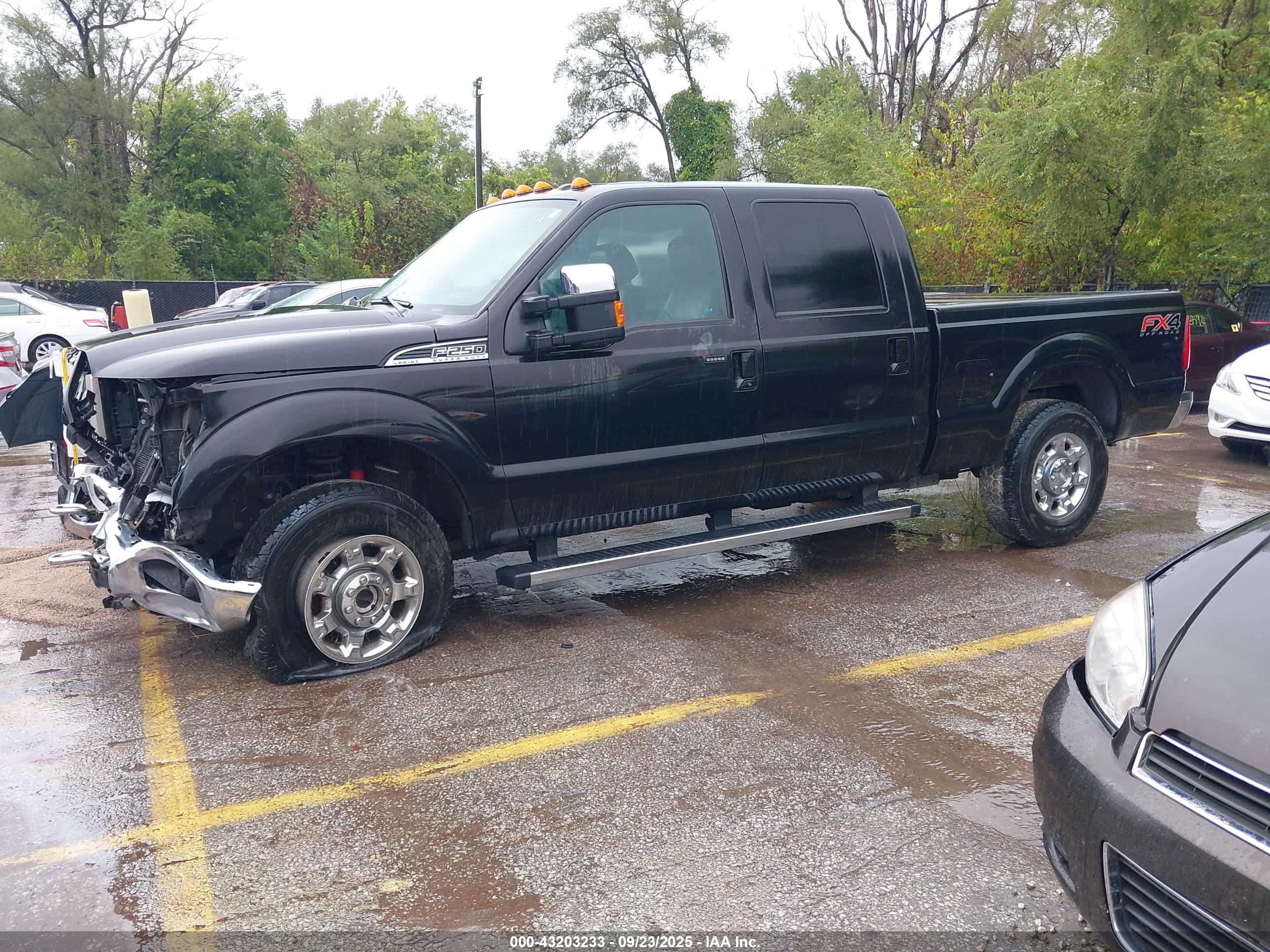 FORD F-250 image 2