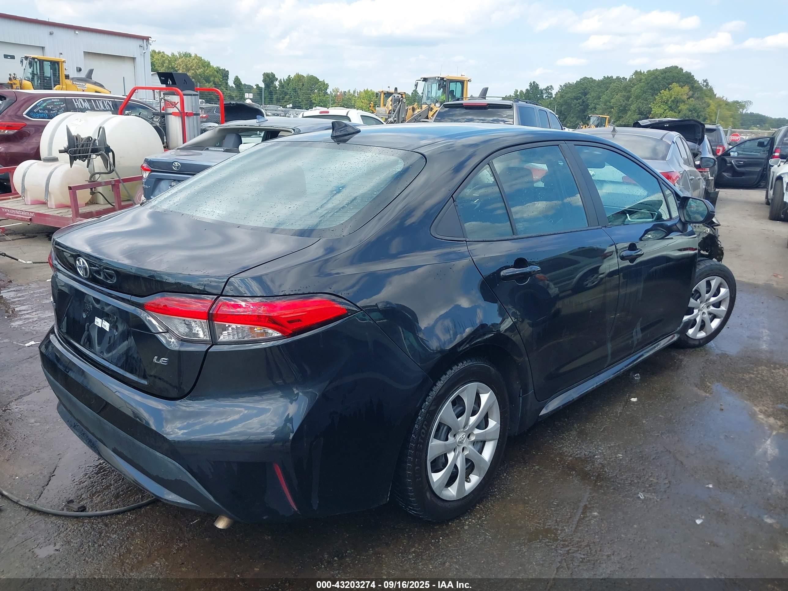 TOYOTA COROLLA image 4