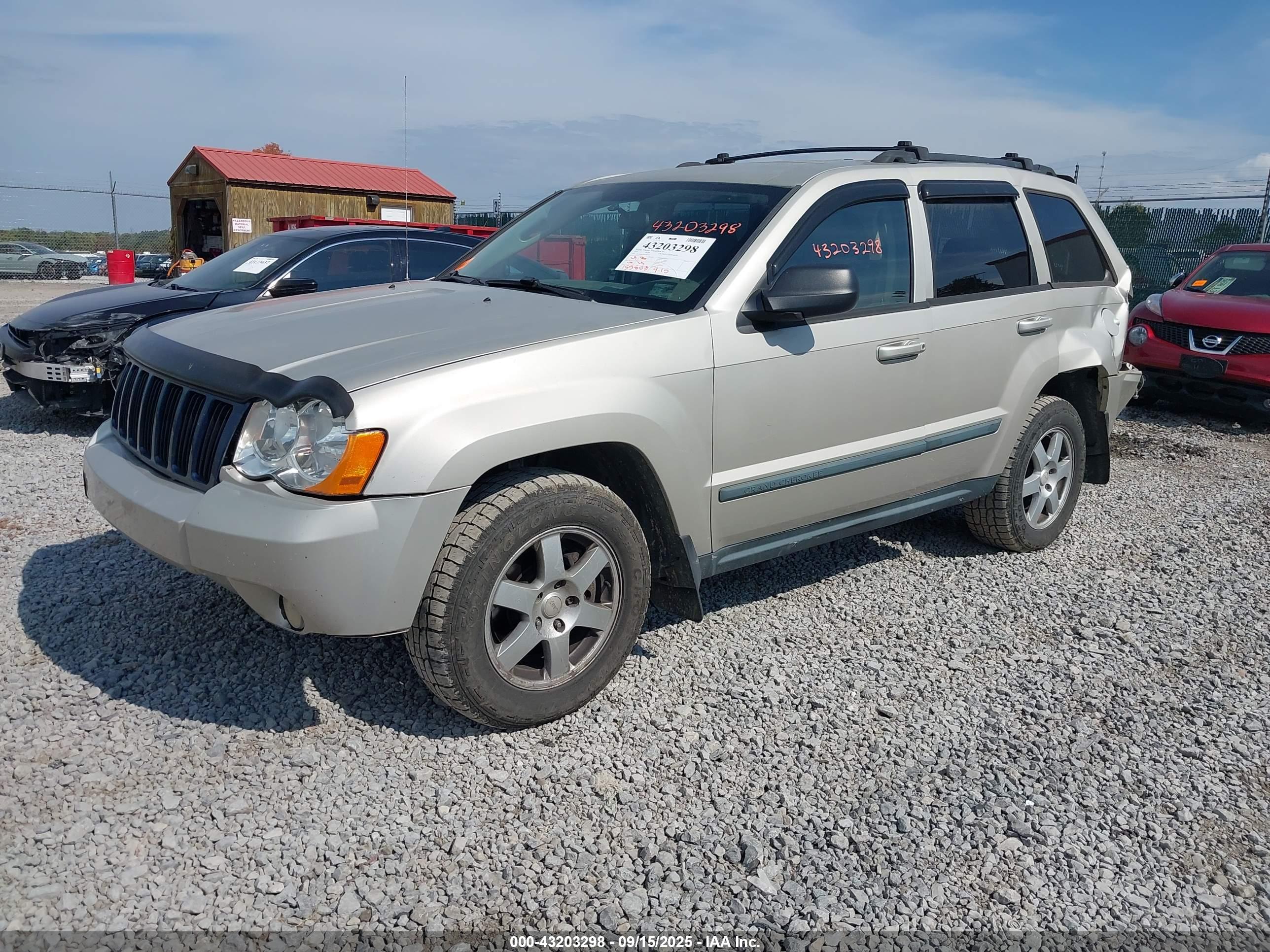 JEEP GRAND image 2