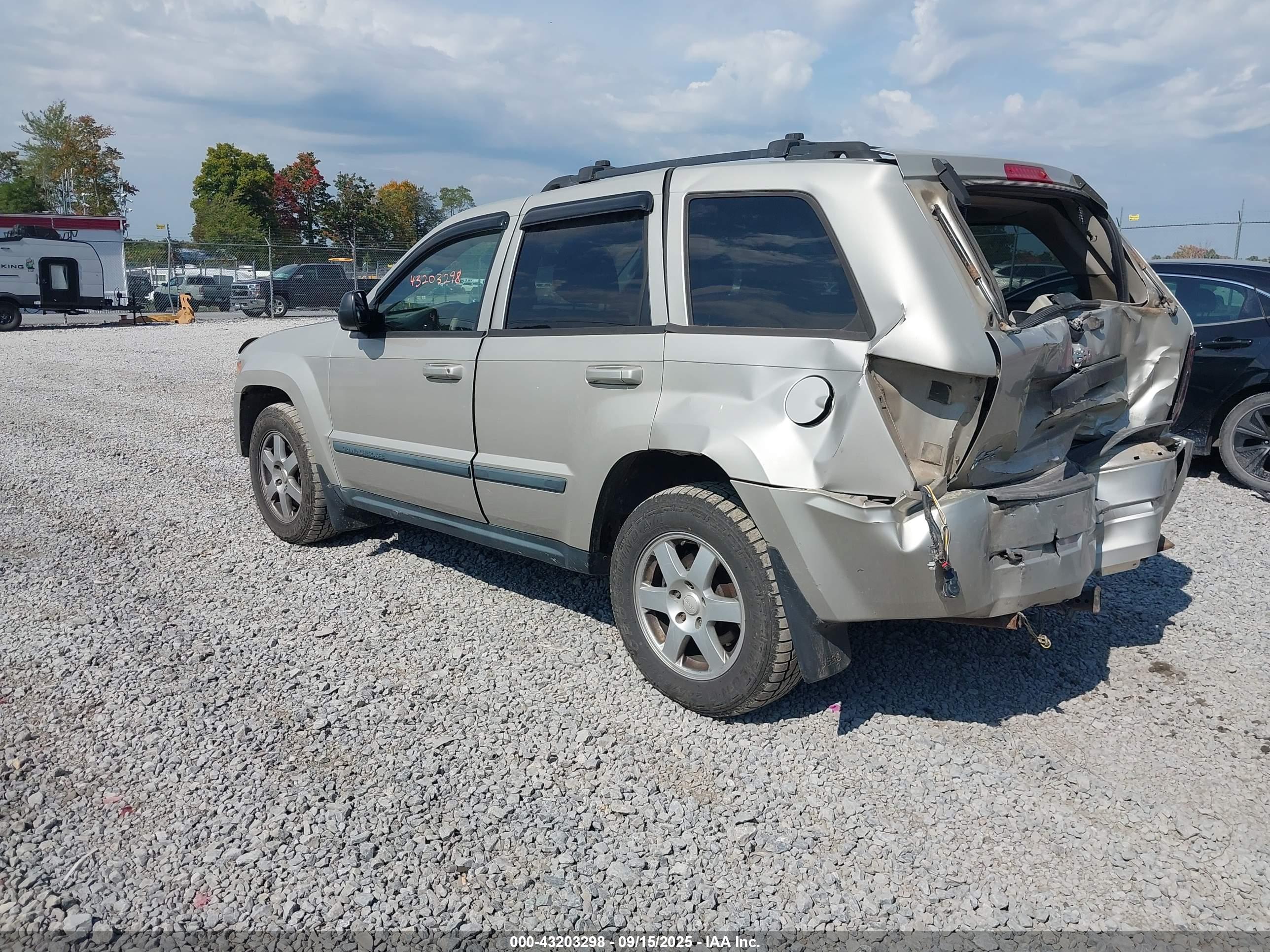 JEEP GRAND image 3