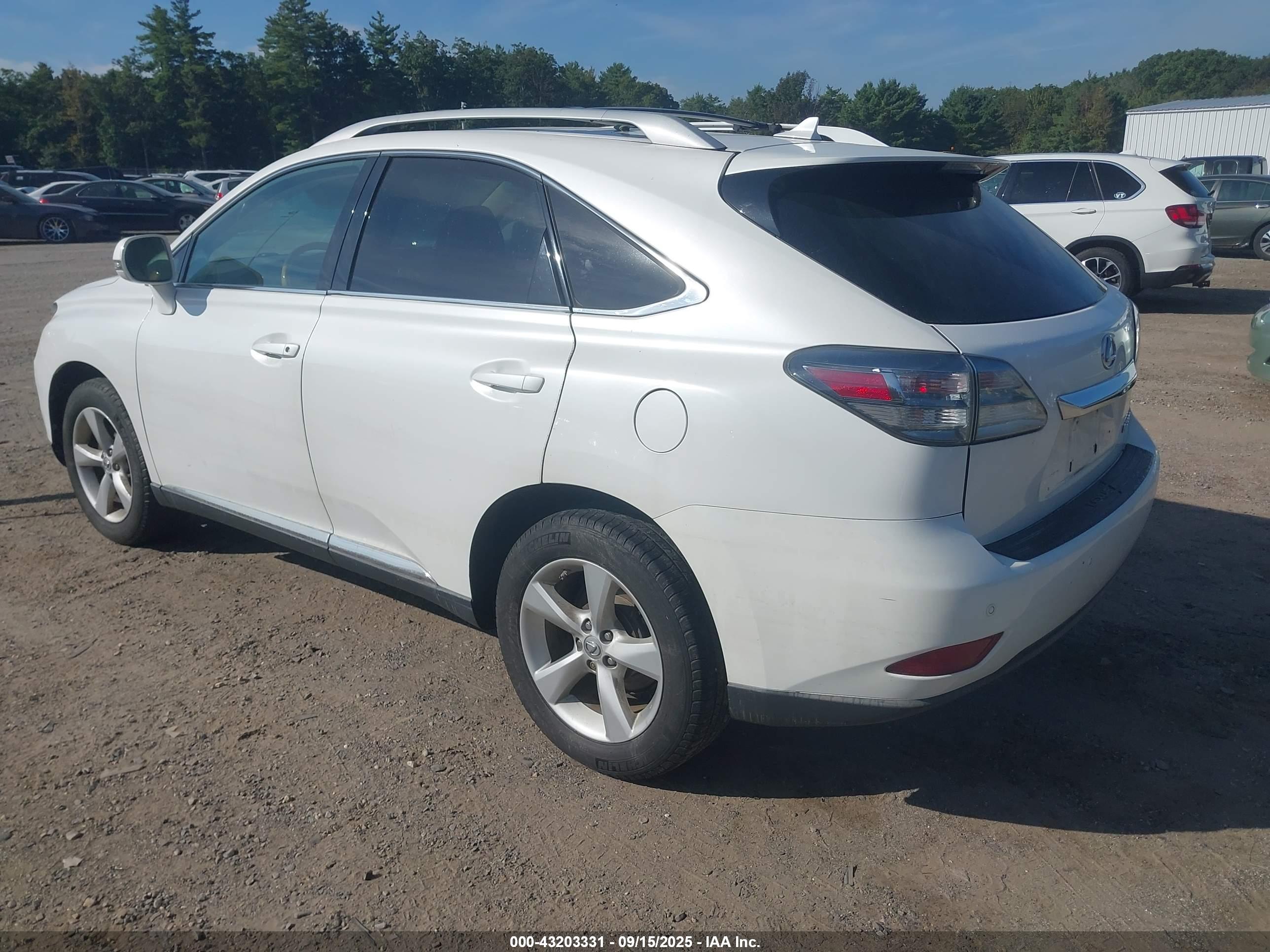 LEXUS RX image 3