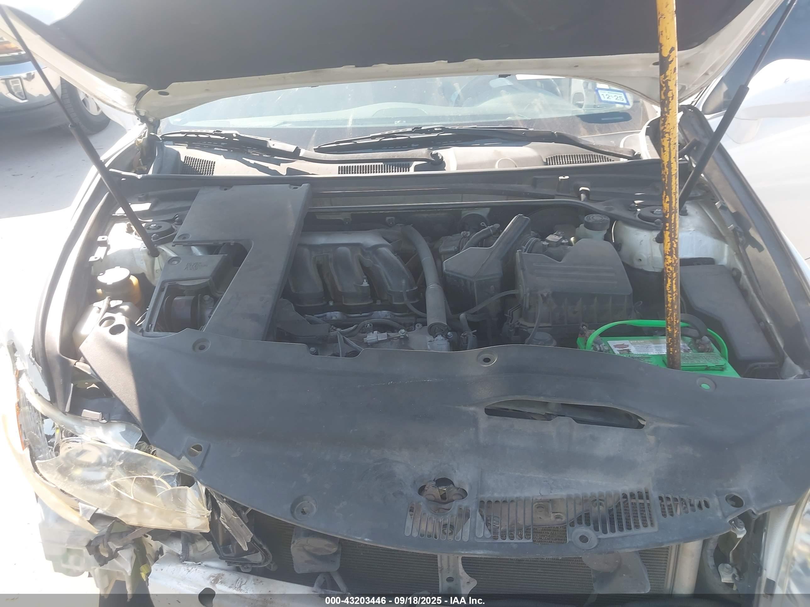 LEXUS ES image 10