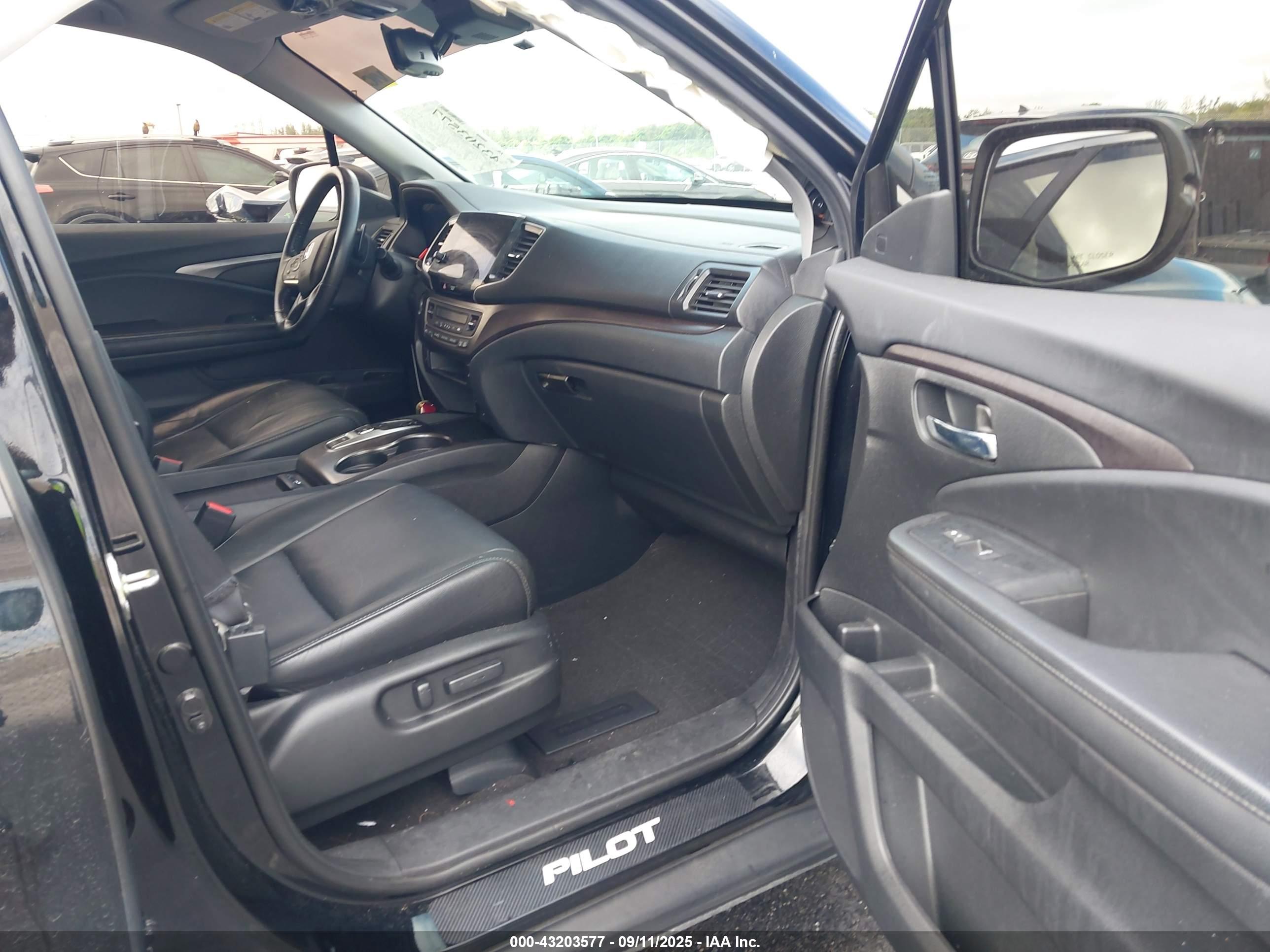 HONDA PILOT image 5