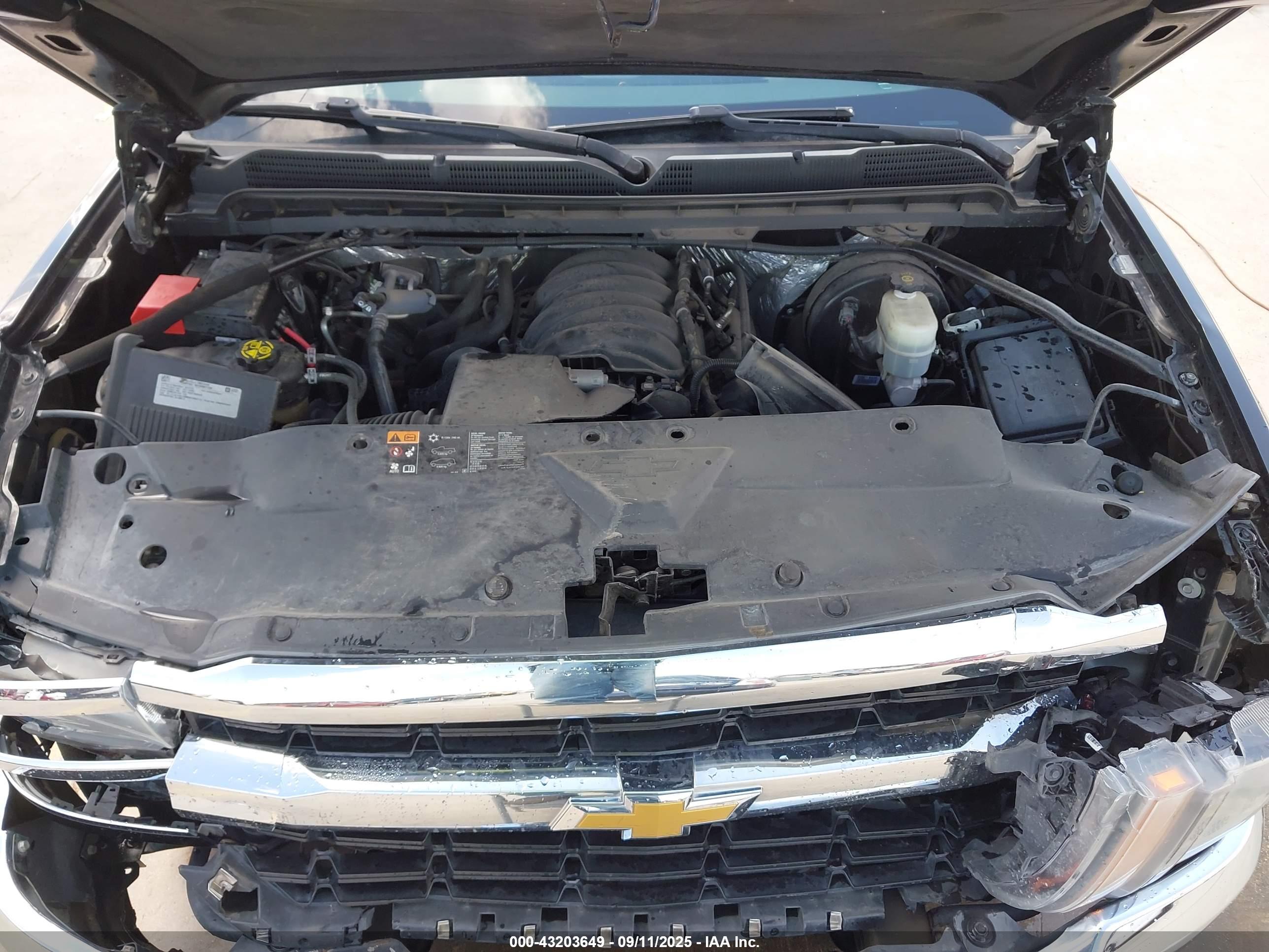 CHEVROLET SILVERADO image 10