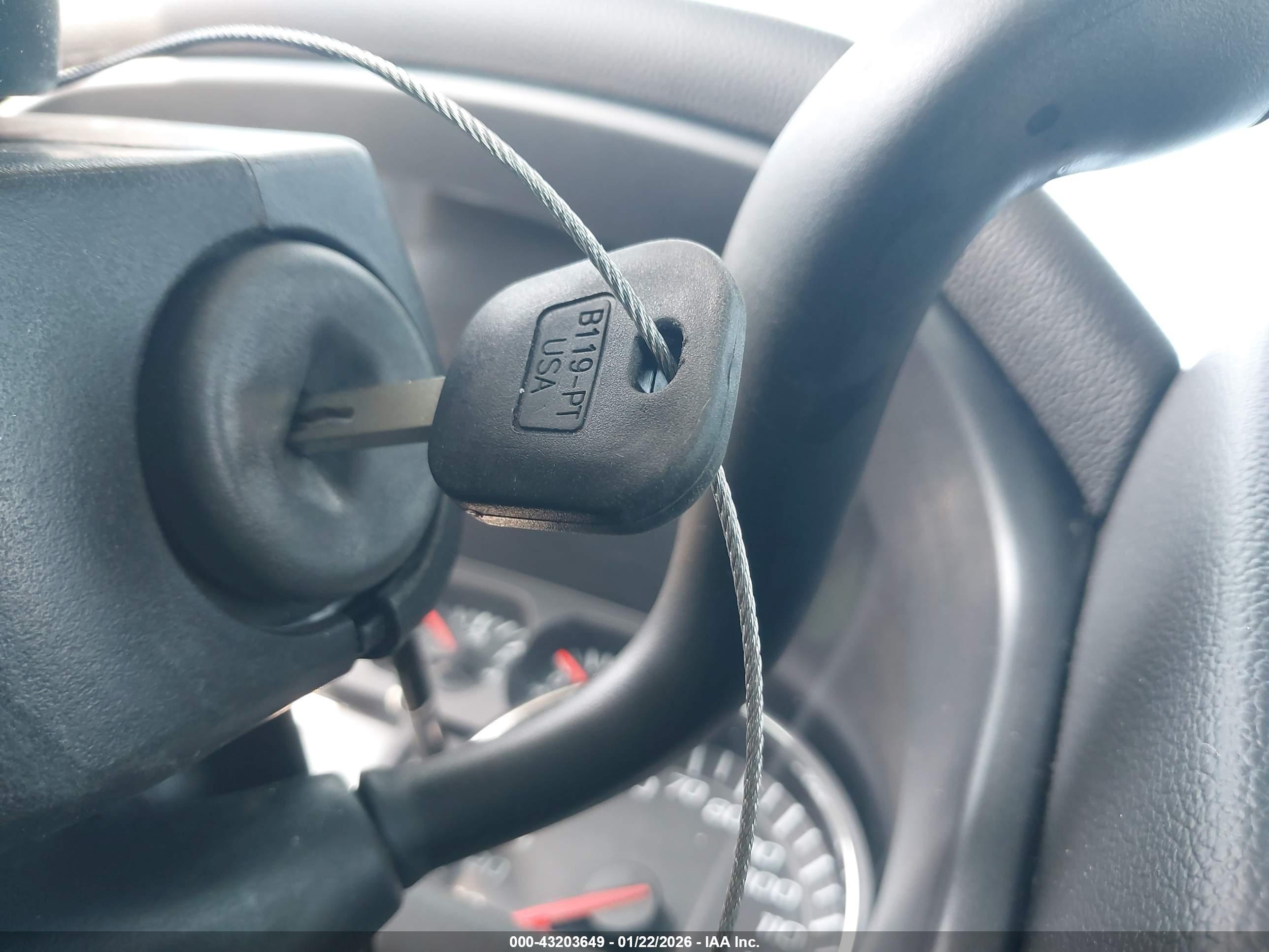 CHEVROLET SILVERADO image 11