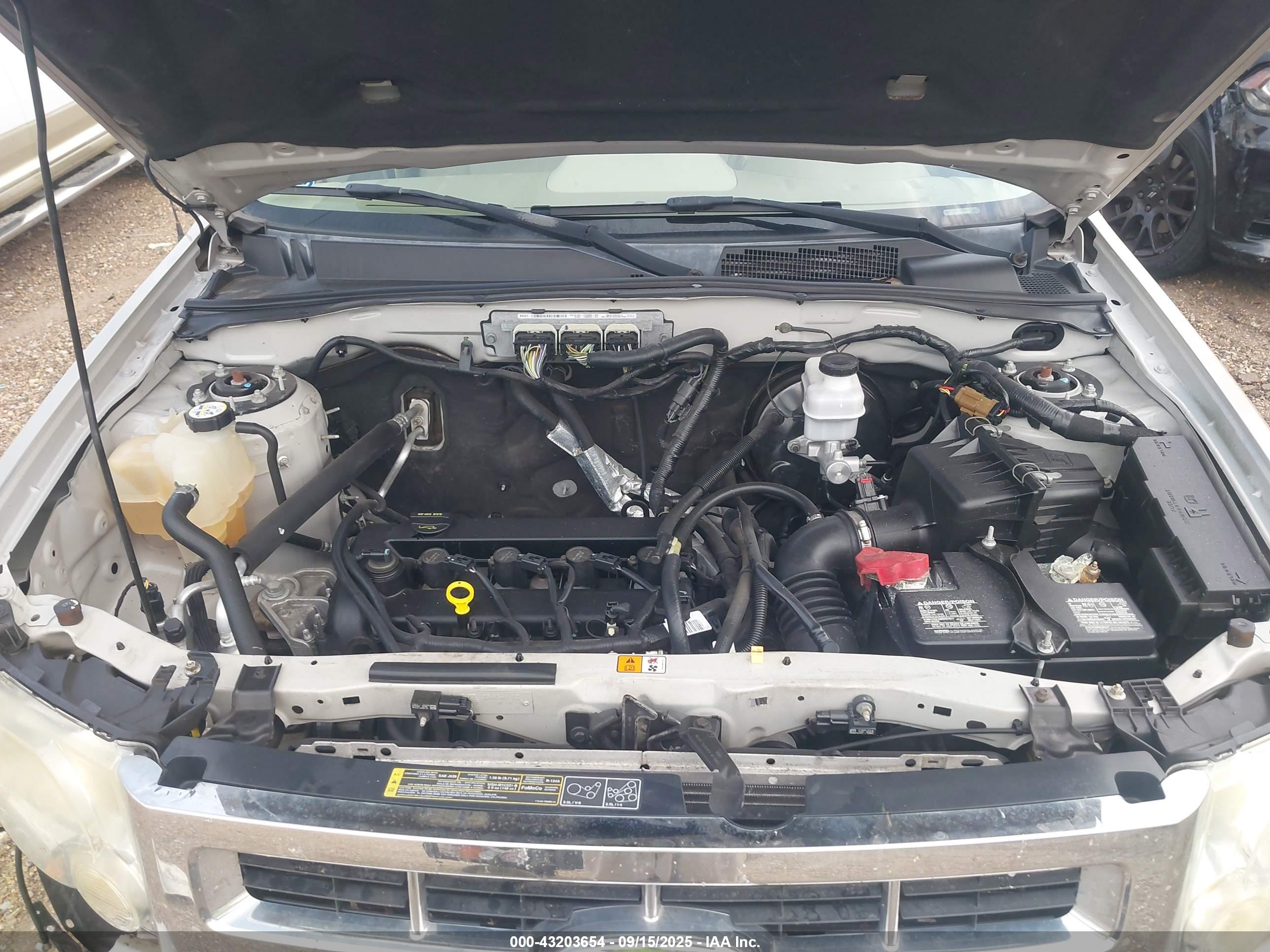 FORD ESCAPE image 10