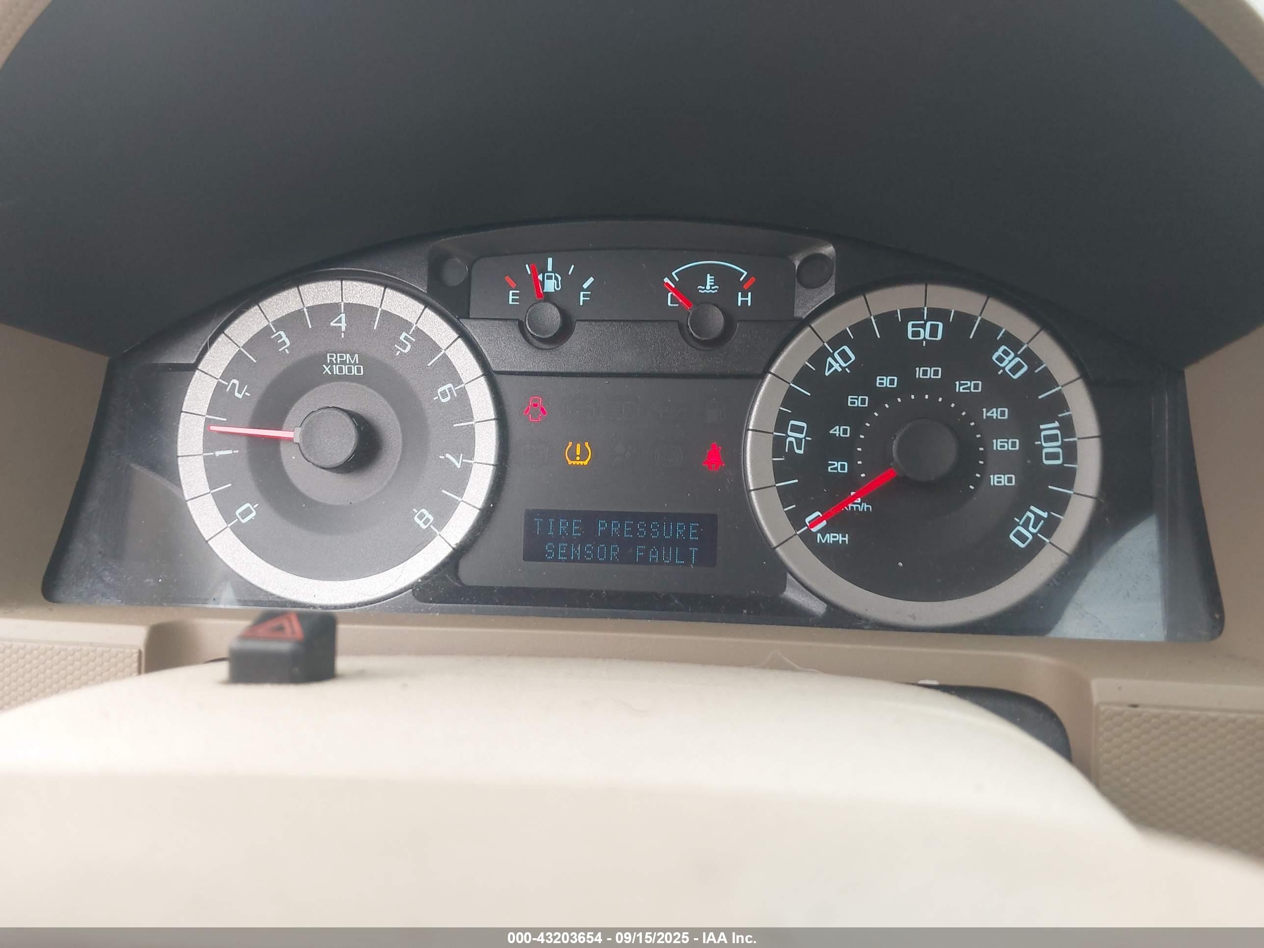 FORD ESCAPE image 7
