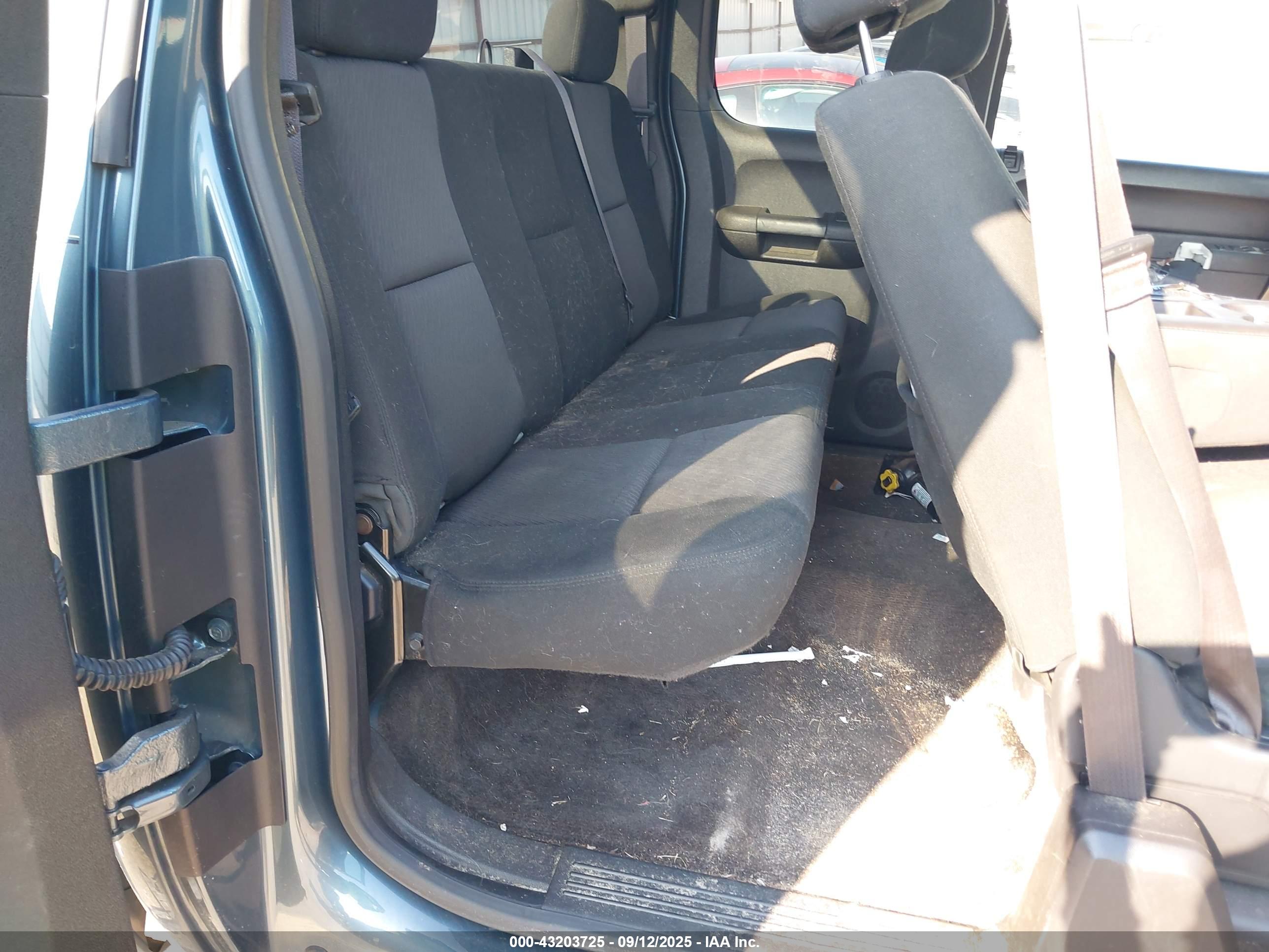 GMC SIERRA image 8