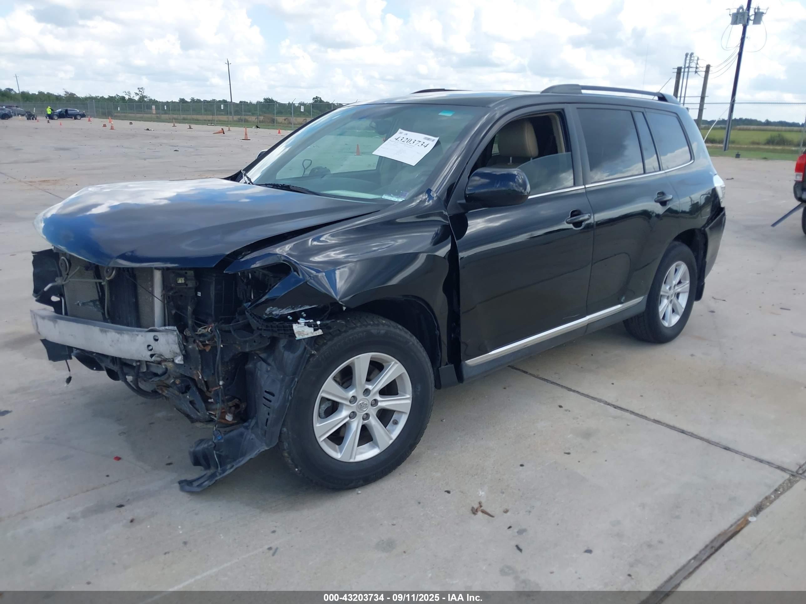 TOYOTA HIGHLANDER image 2