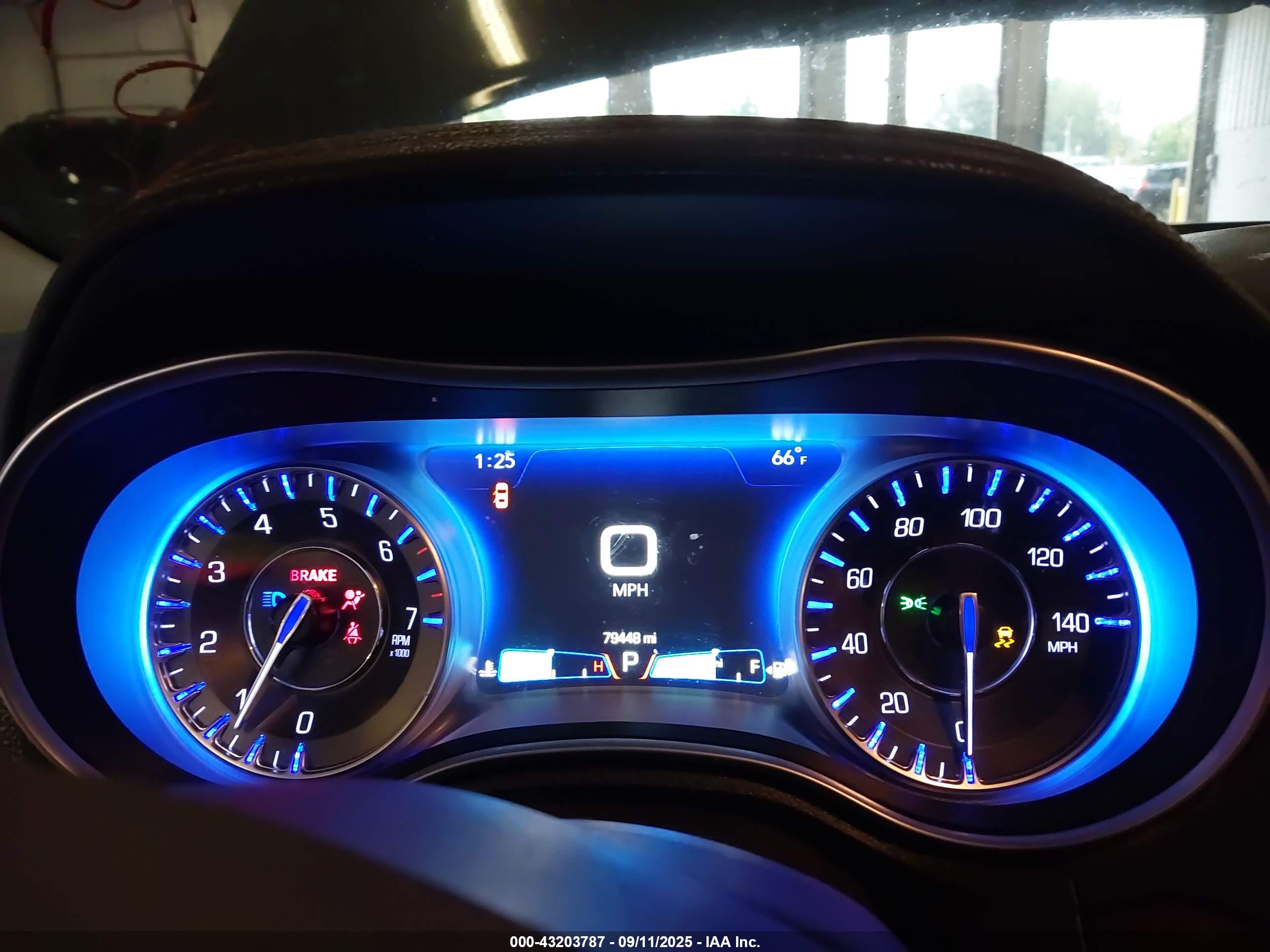 CHRYSLER 300C image 7