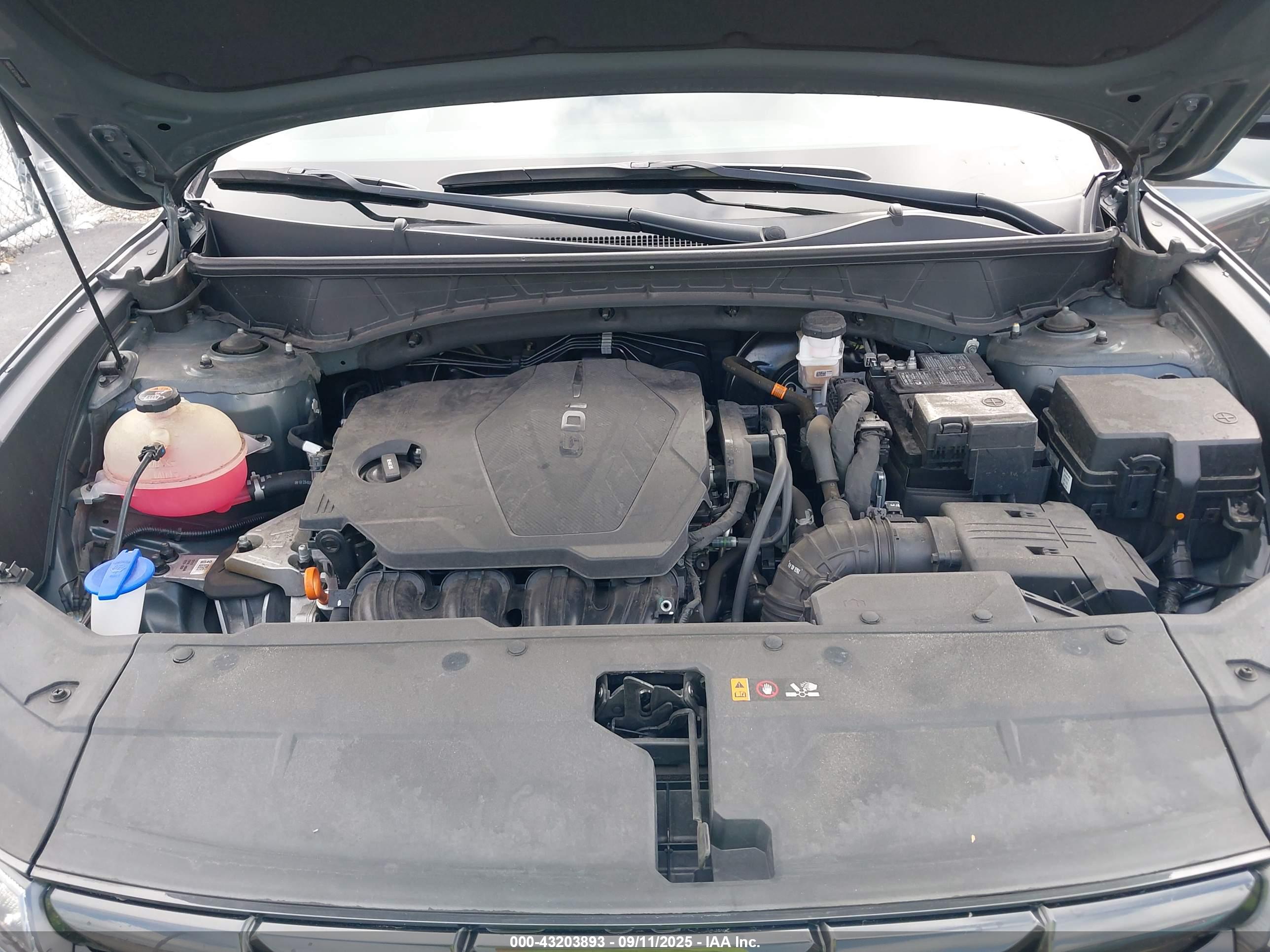 HYUNDAI TUCSON image 10