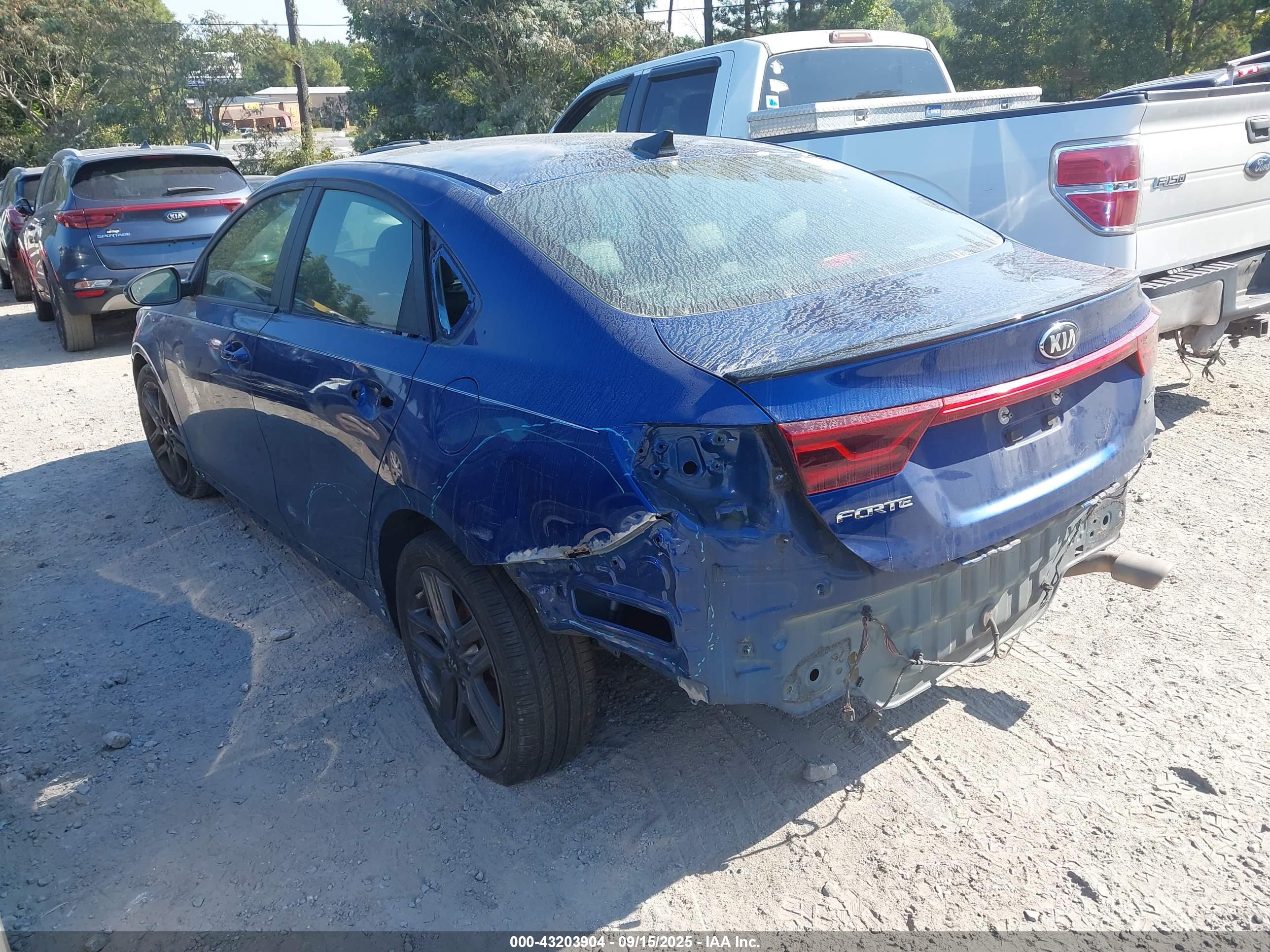 KIA FORTE image 3