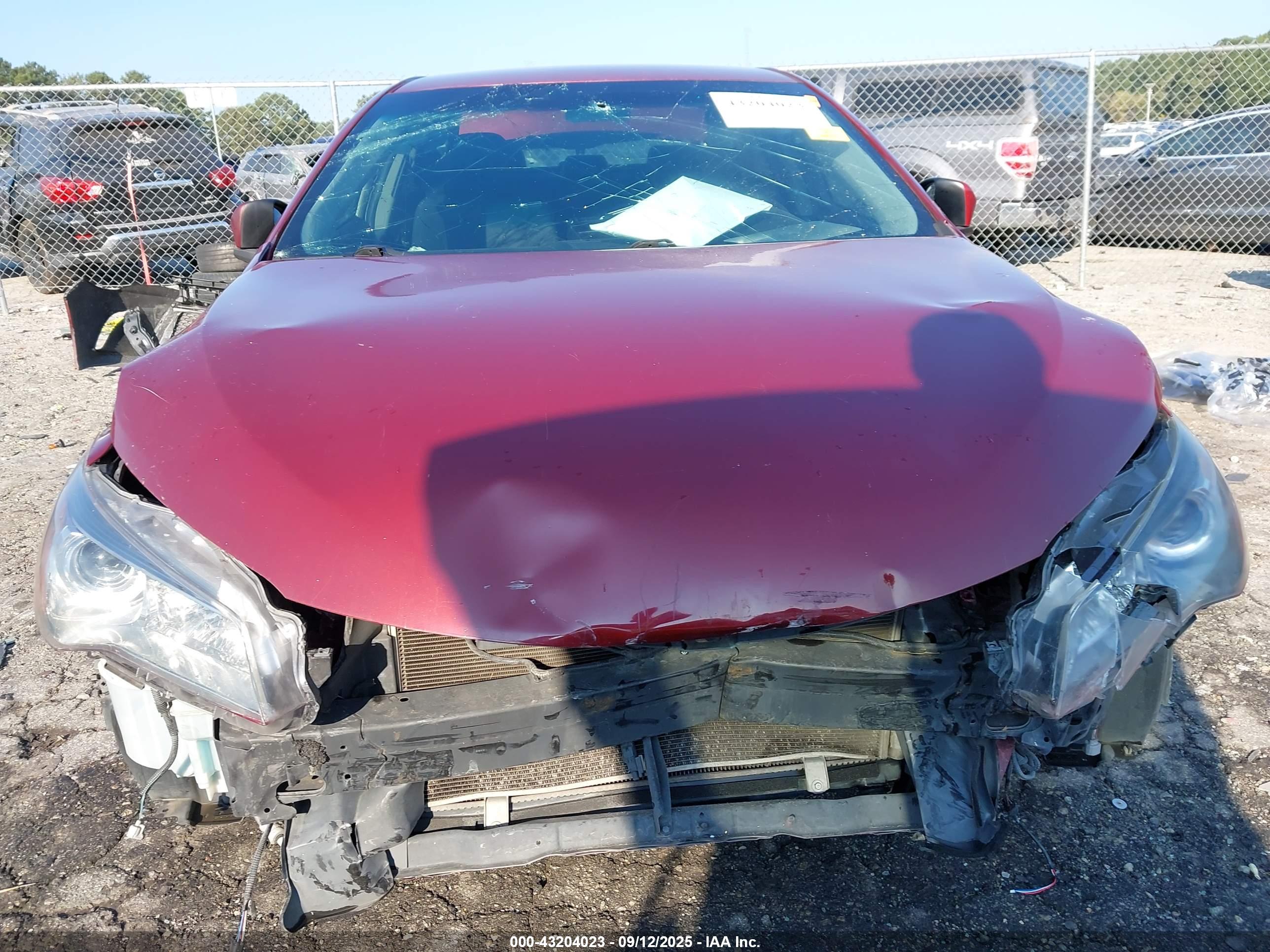TOYOTA CAMRY image 6