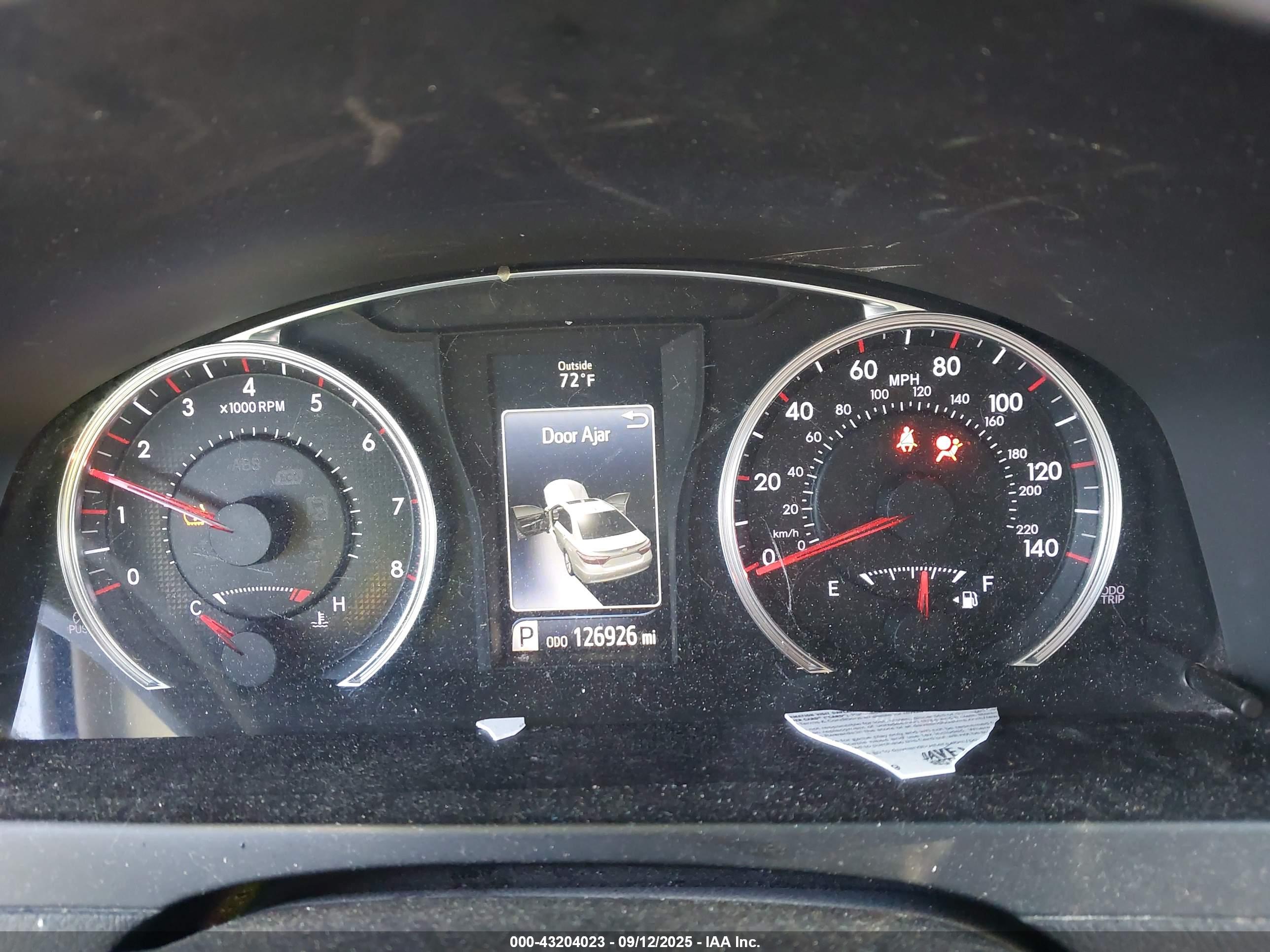 TOYOTA CAMRY image 7