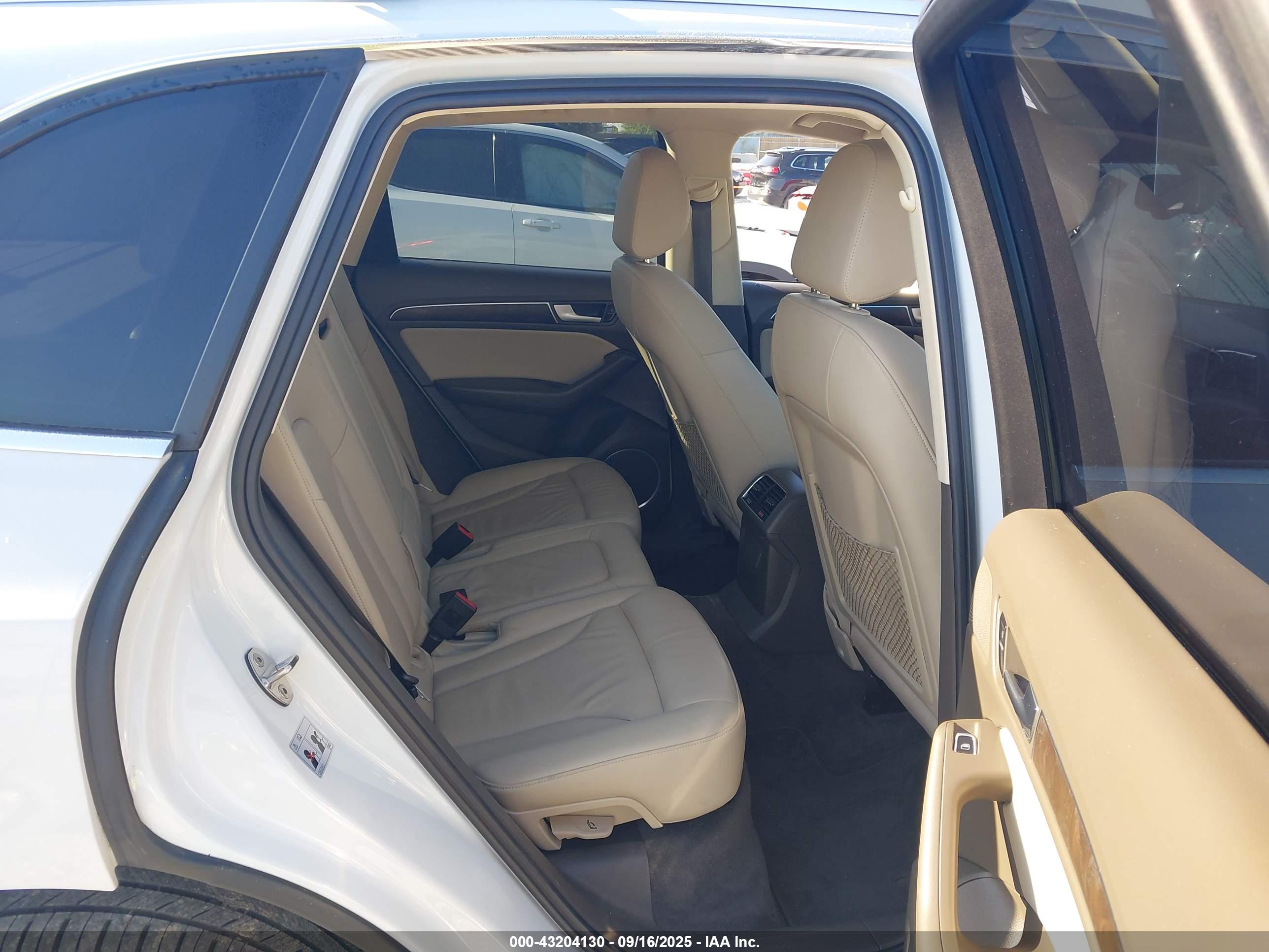 AUDI Q5 image 8