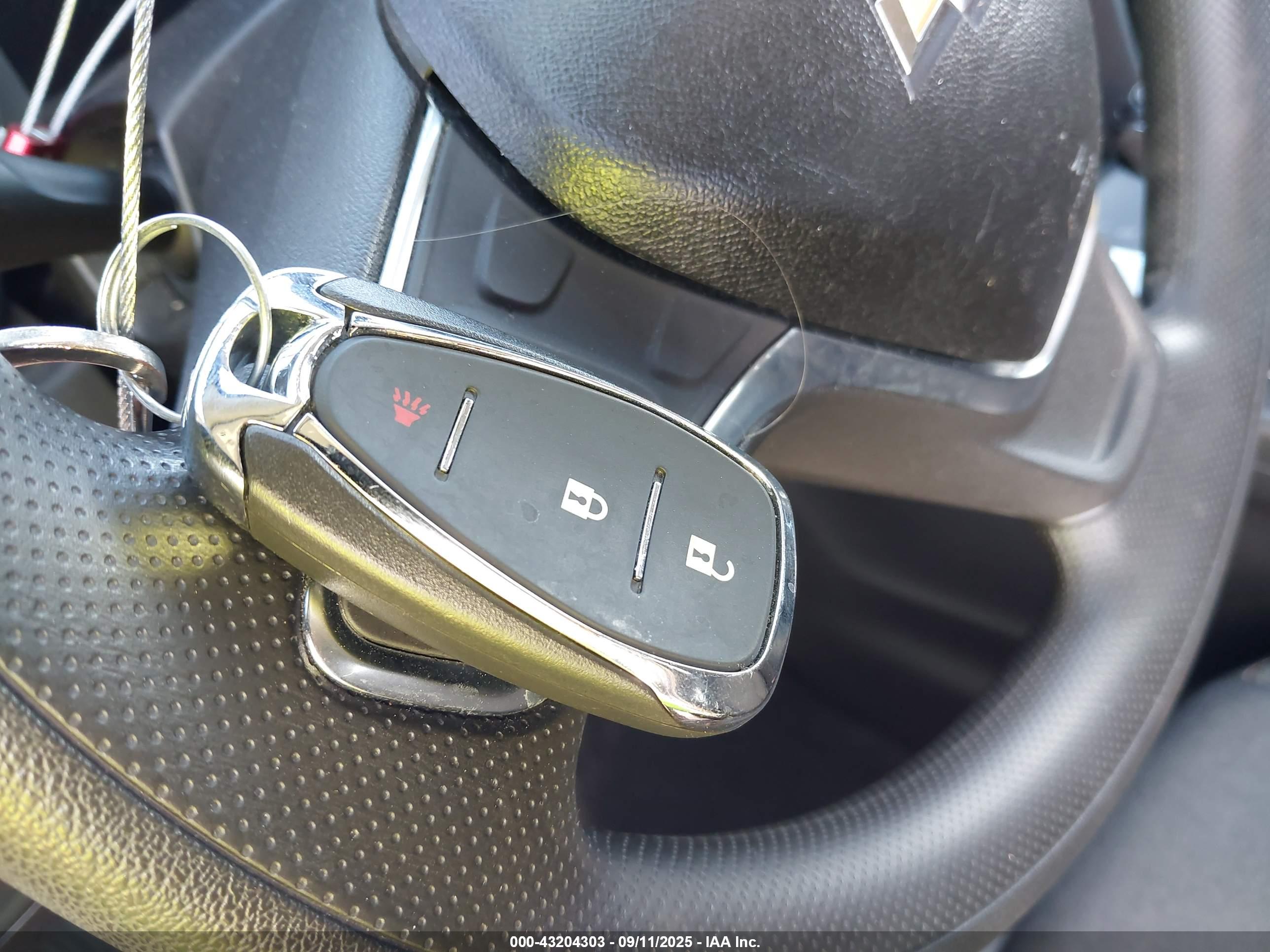 CHEVROLET EQUINOX image 11