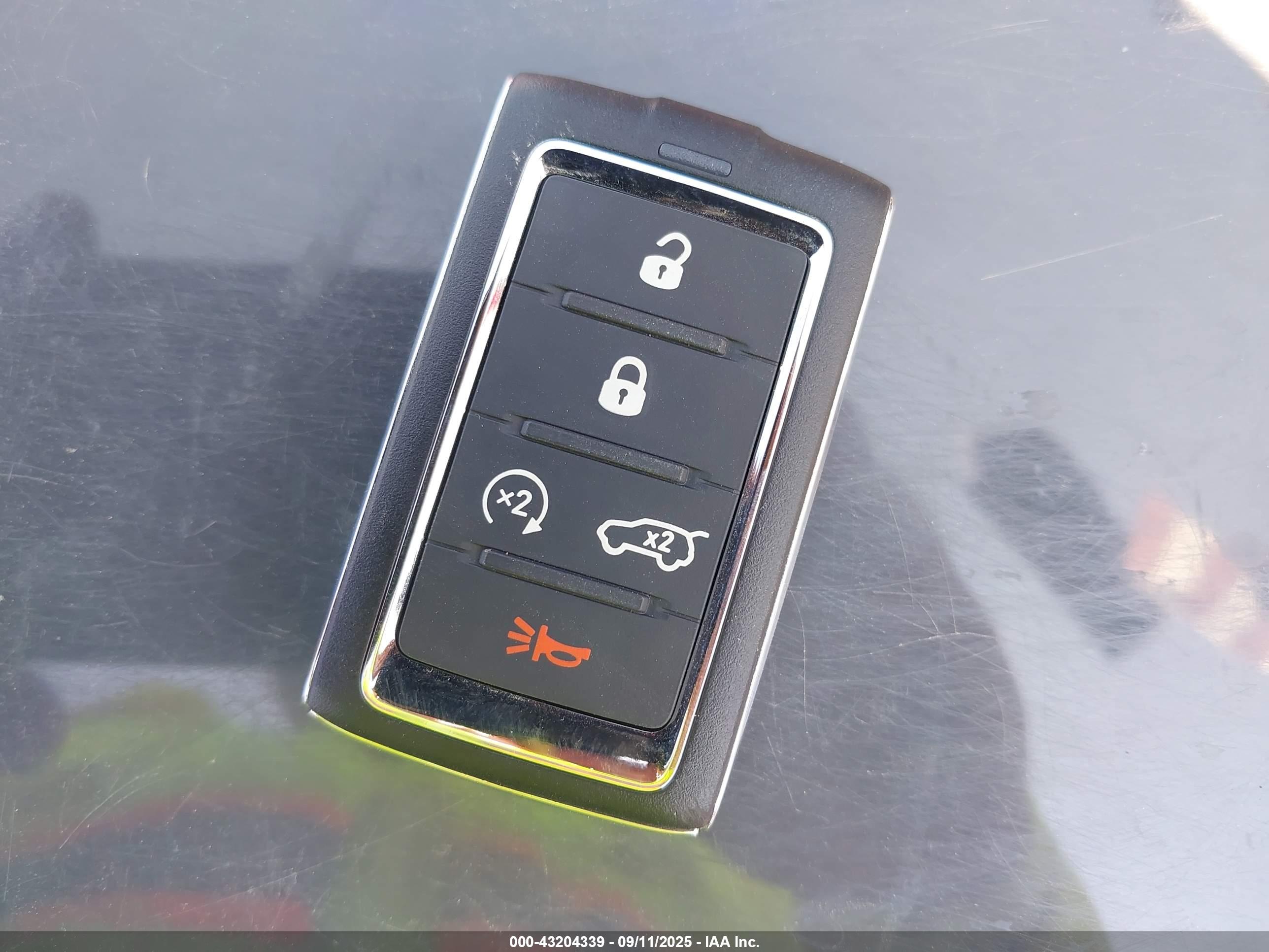 JEEP GRAND image 11