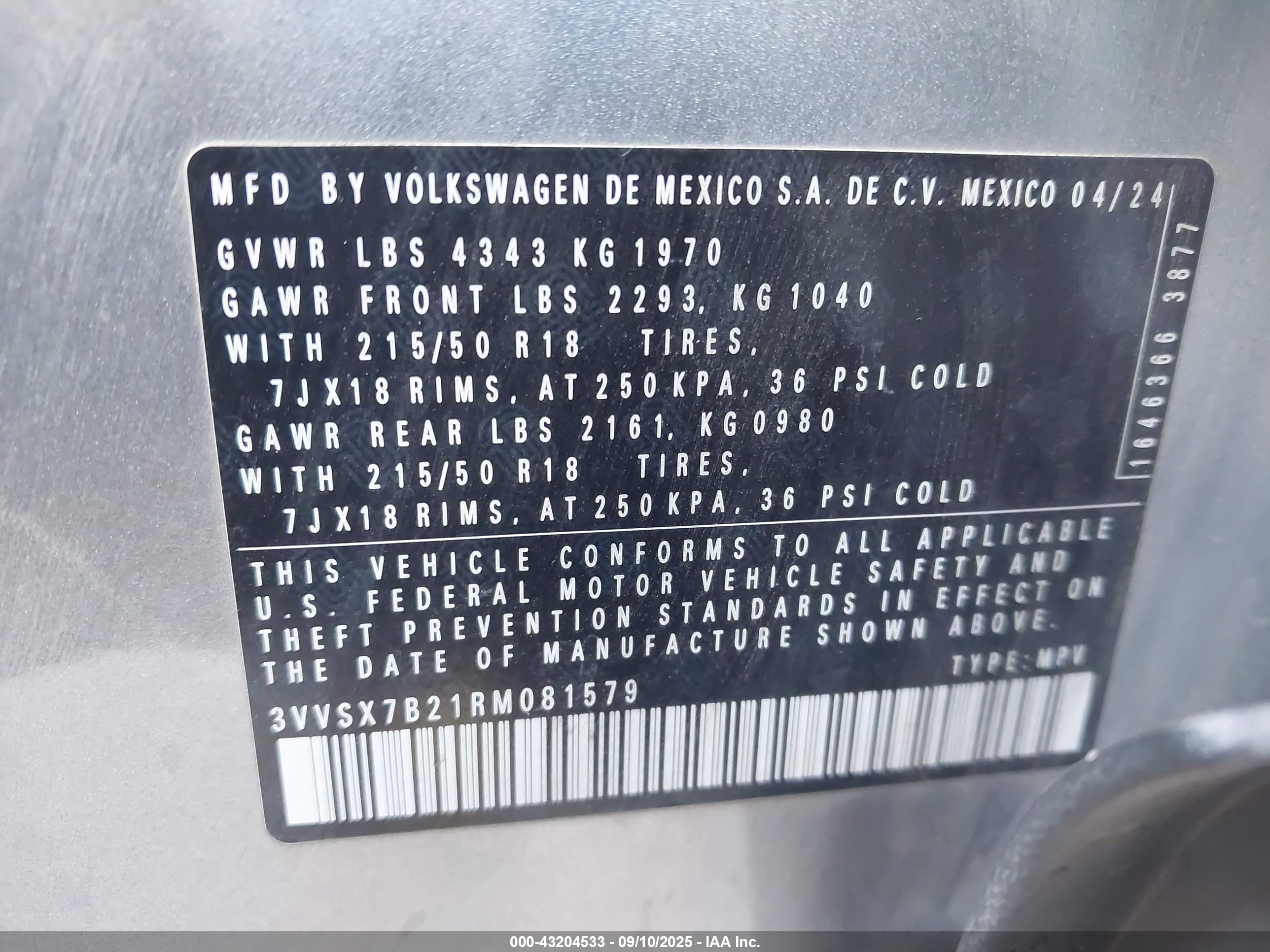VOLKSWAGEN TAOS image 9