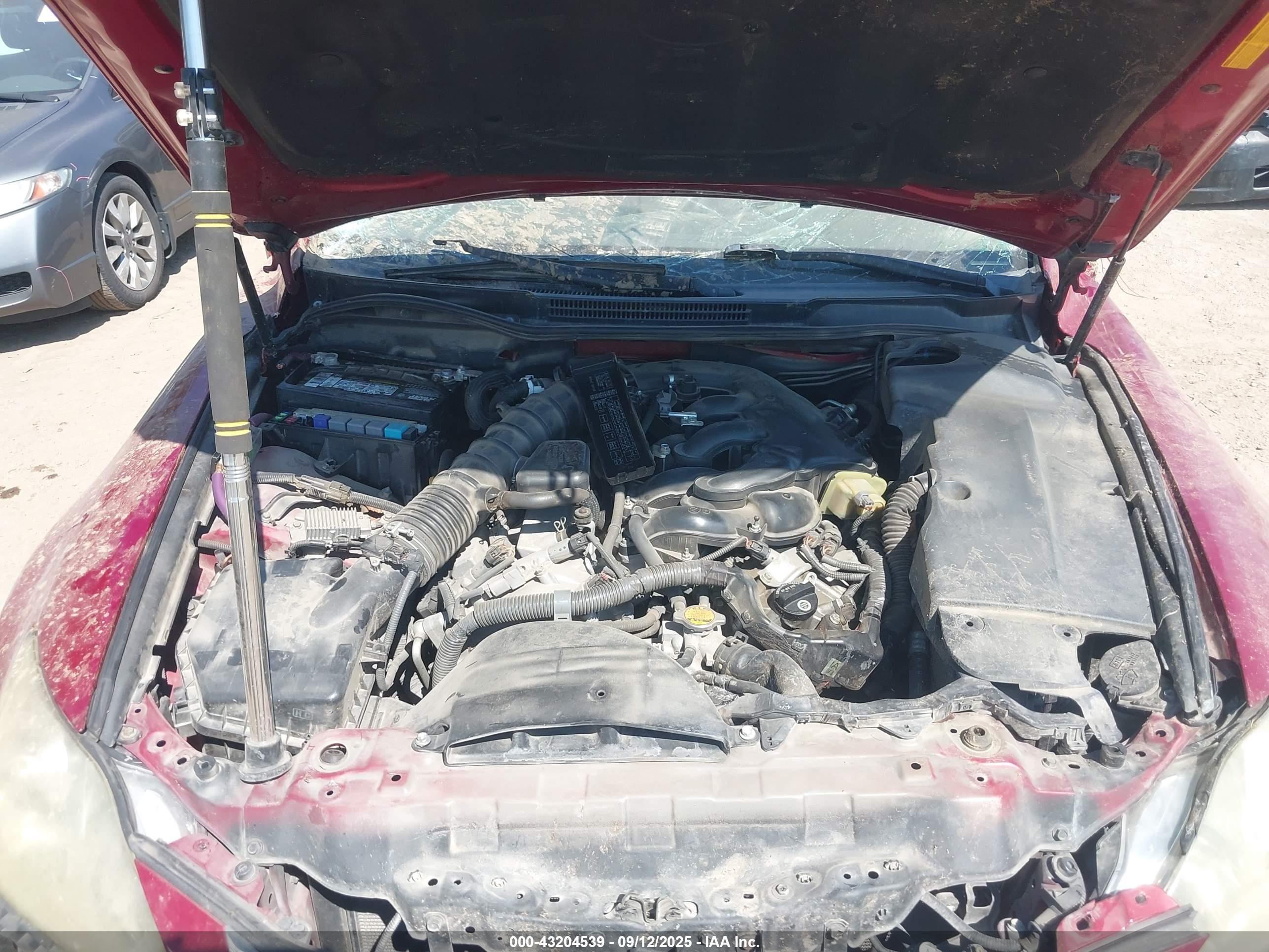 LEXUS IS image 10