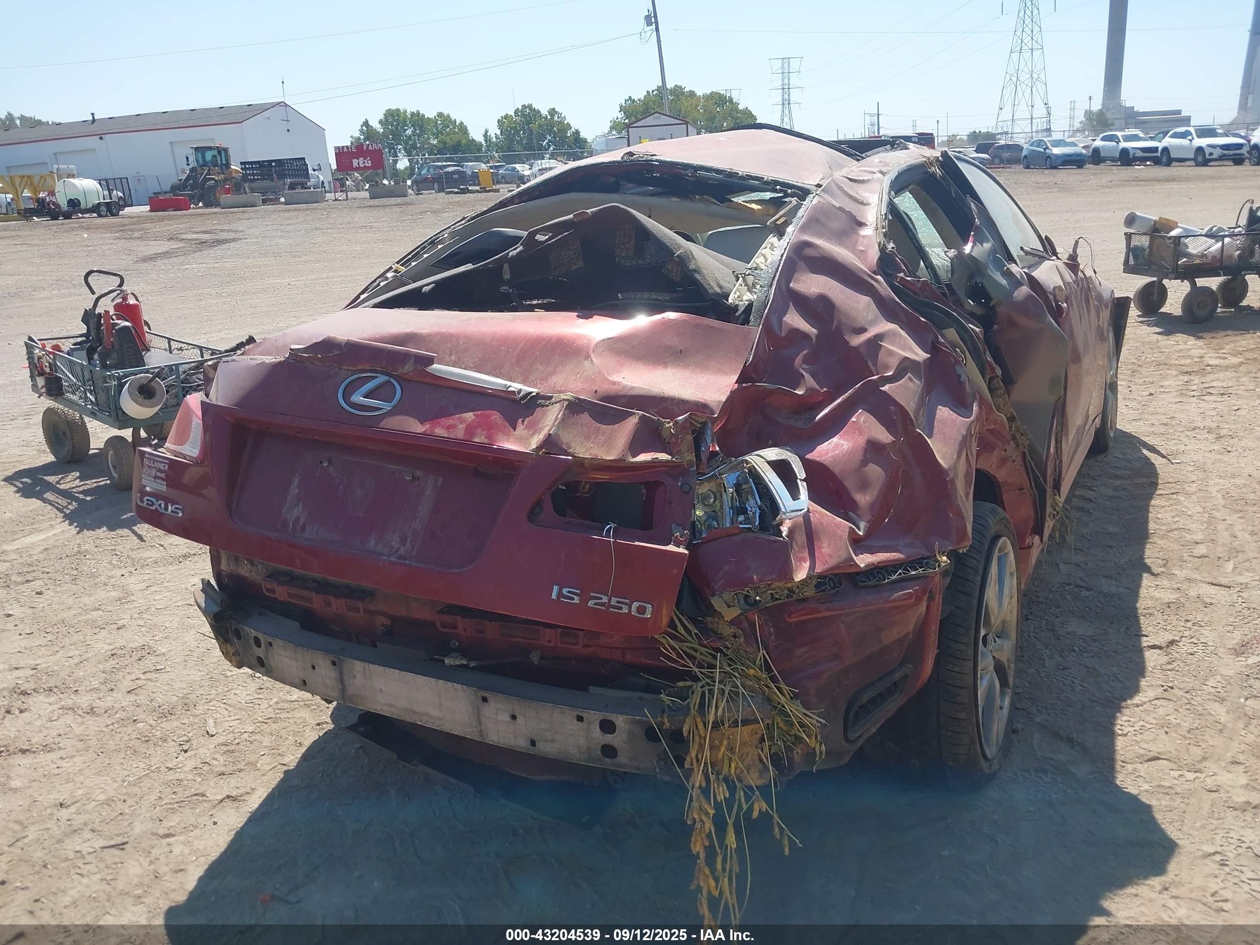 LEXUS IS image 4